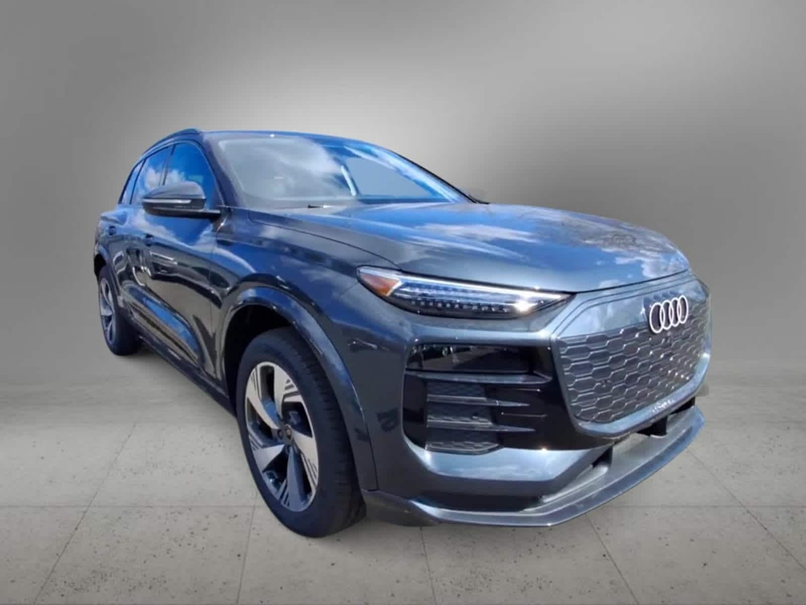 2025 Audi Q6 e-tron Premium Plus 2