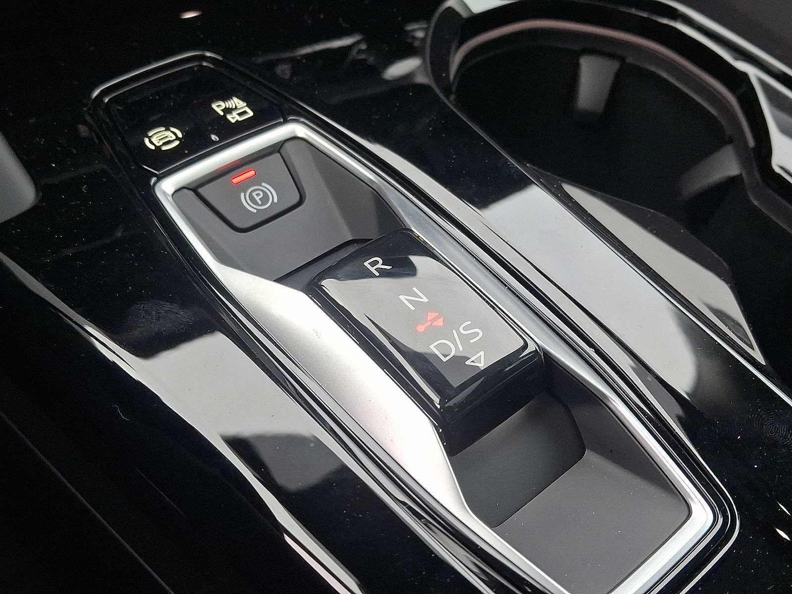 Thumbnail: 2025 Audi Q5 - 14