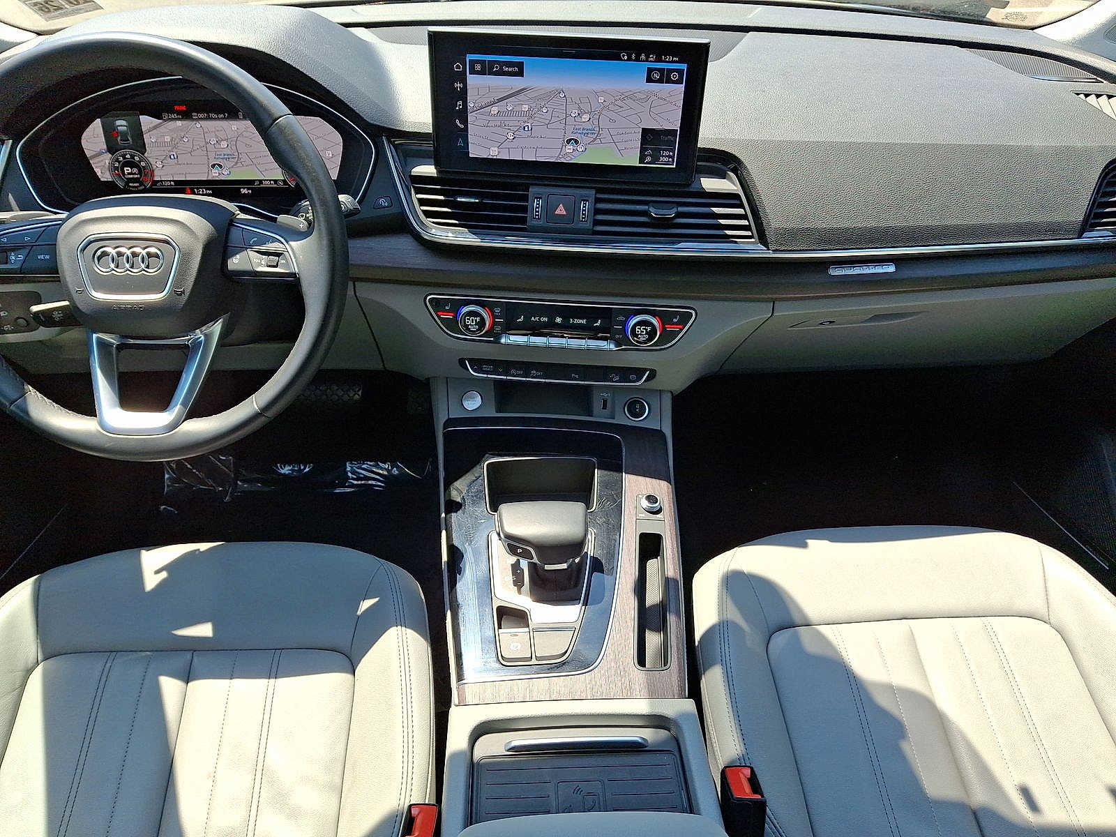Thumbnail: 2021 Audi Q5 - 10