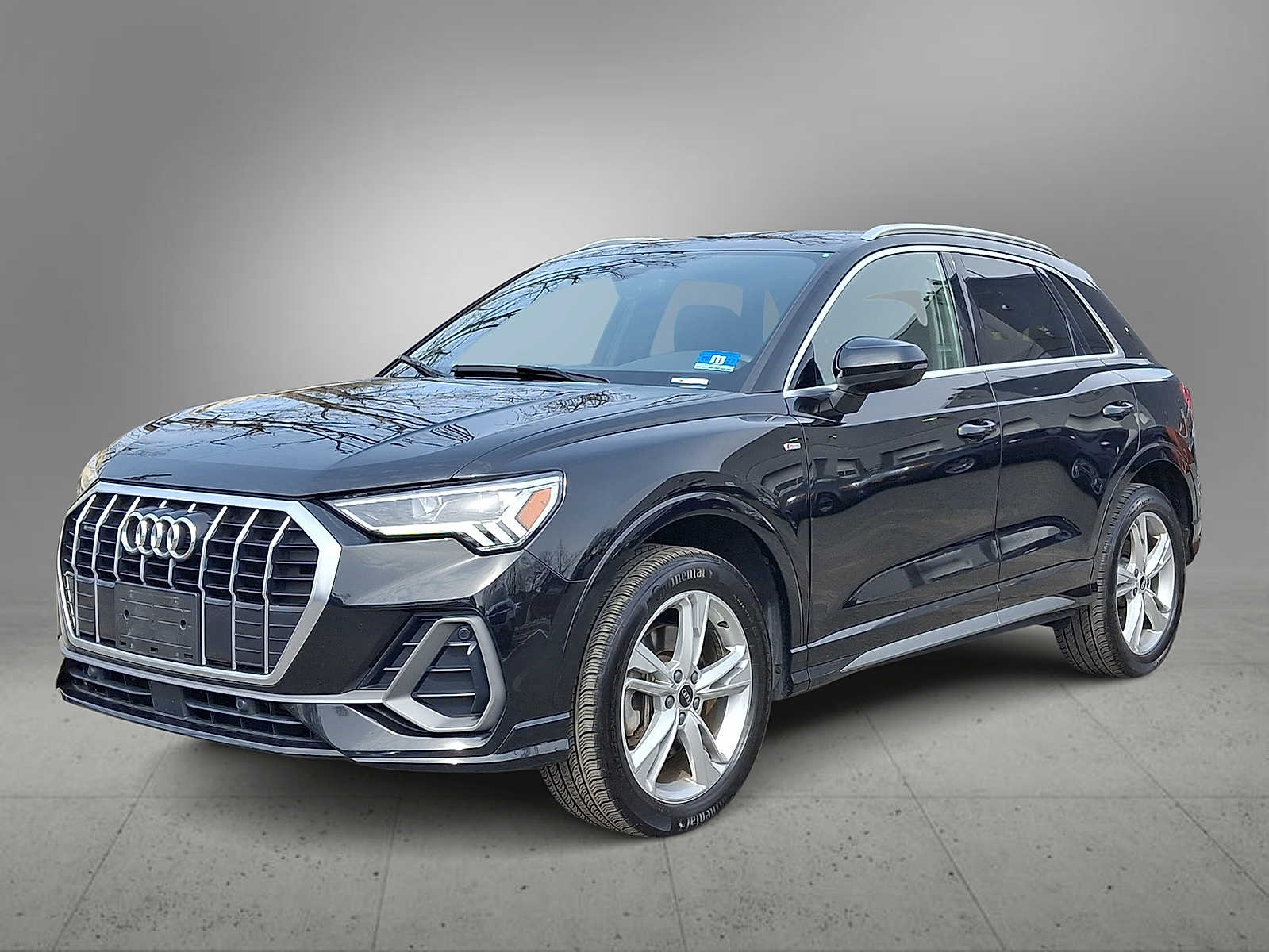 Thumbnail: 2021 Audi Q3 - 1