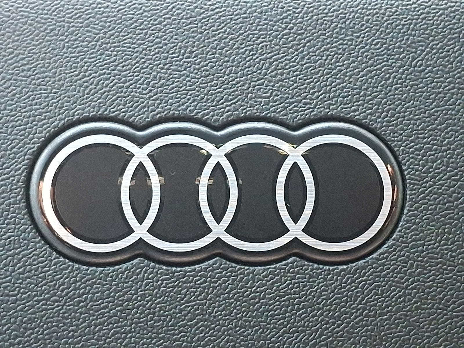 Thumbnail: 2025 Audi Q5 - 19