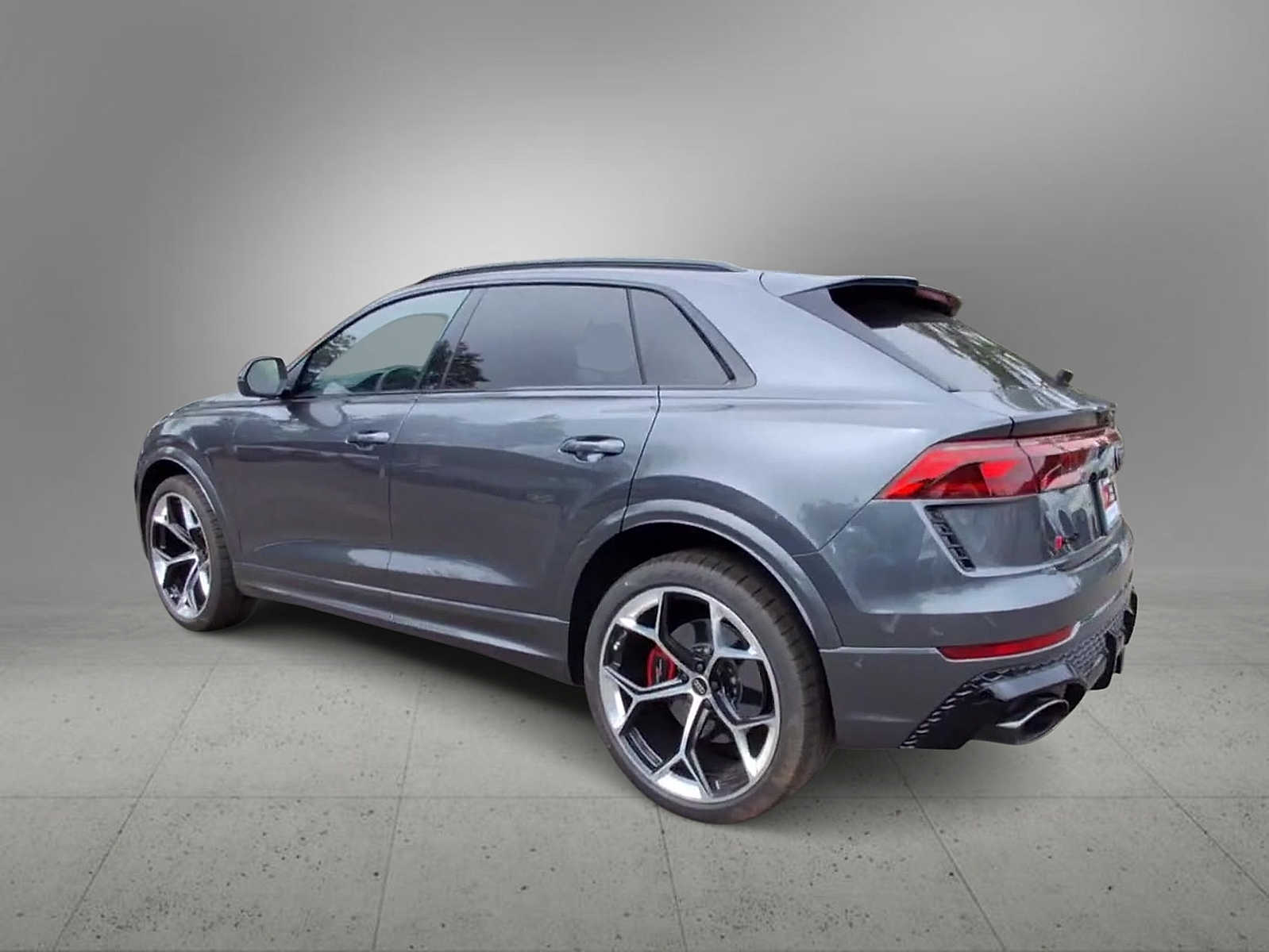 Thumbnail: 2025 Audi RS Q8 - 6