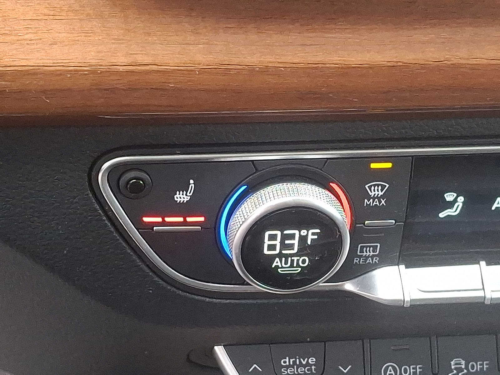 Thumbnail: 2023 Audi Q5 - 18