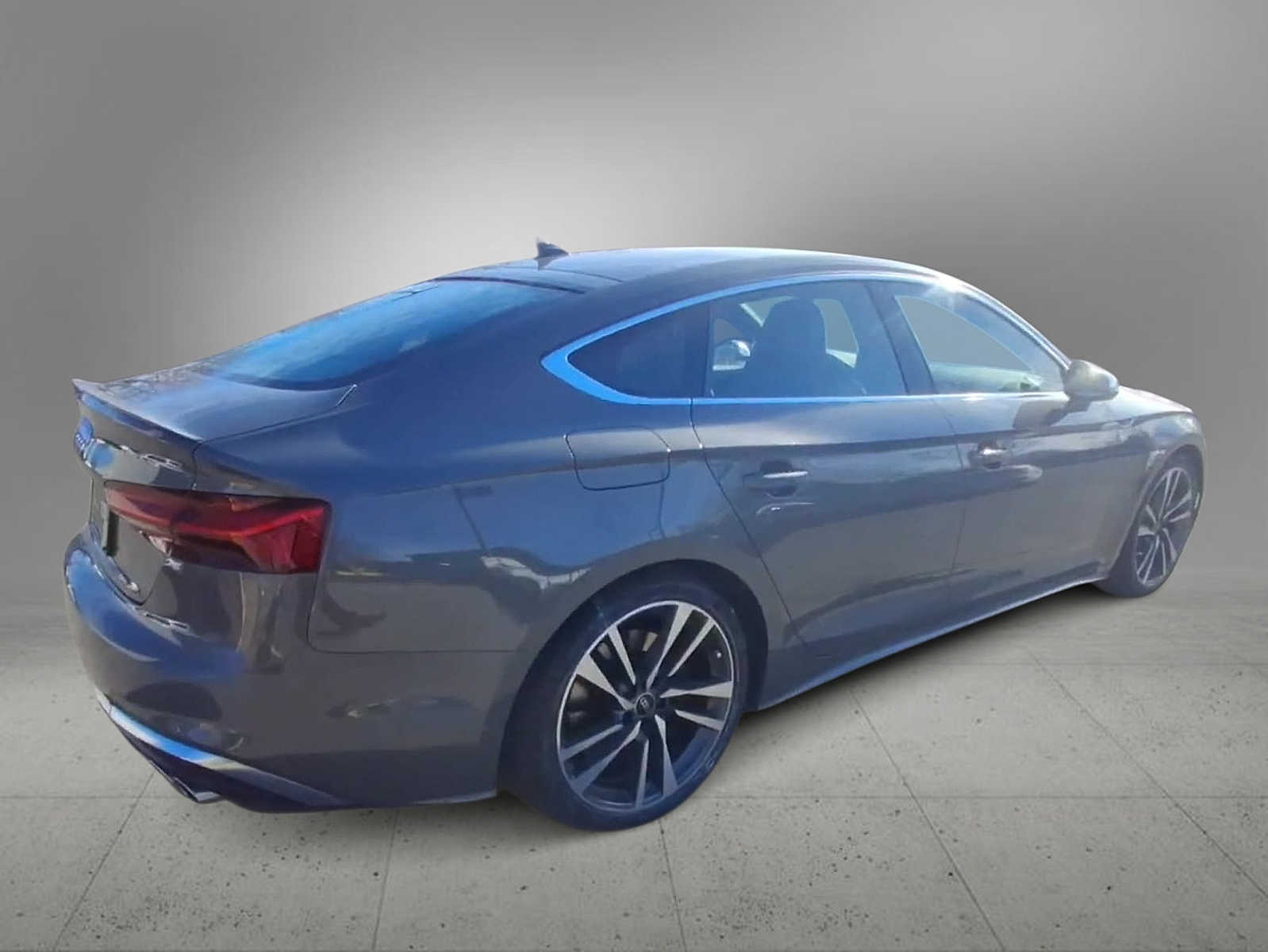 Thumbnail: 2023 Audi S5 - 8