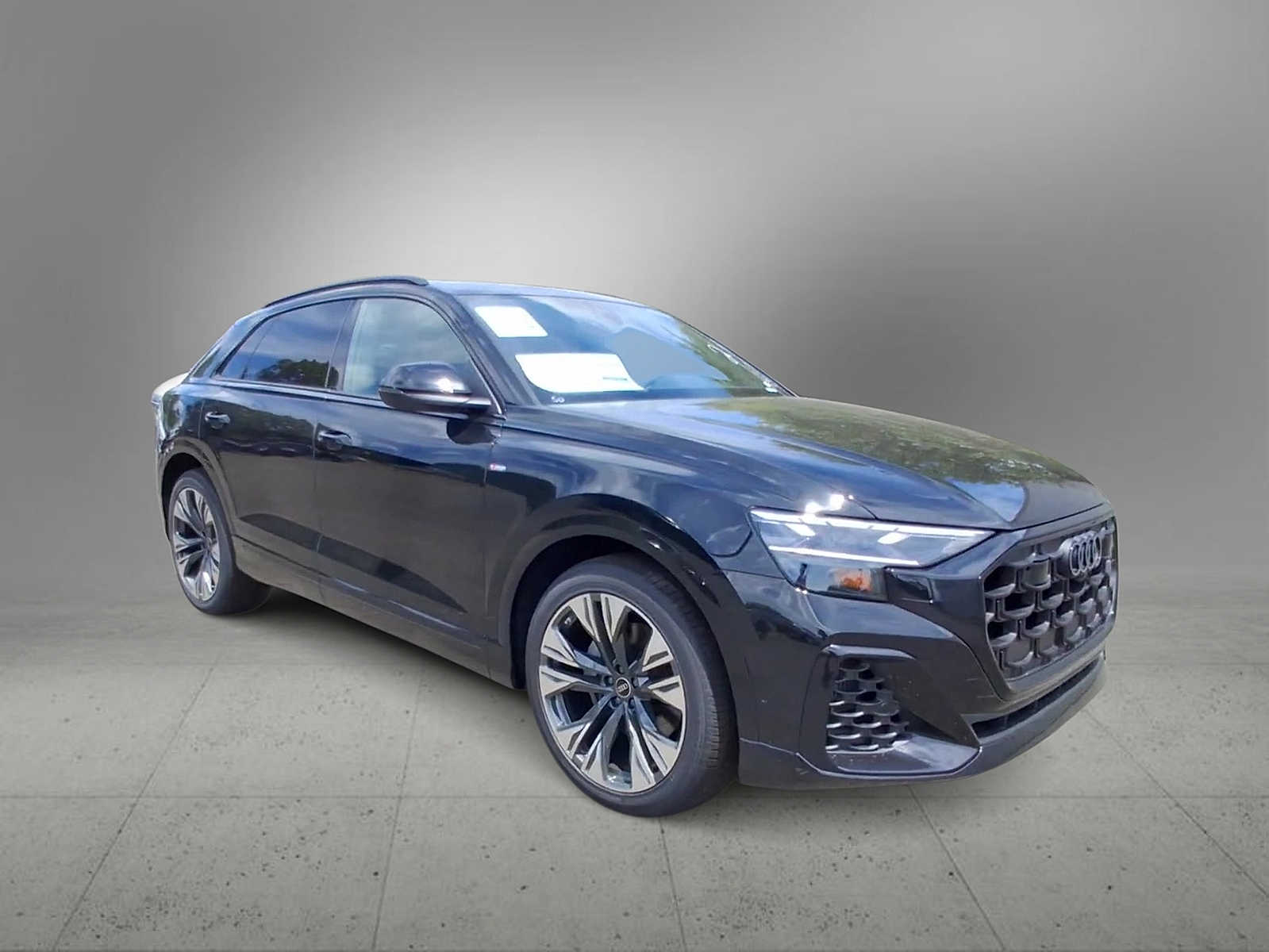 Thumbnail: 2026 Audi Q8 - 2