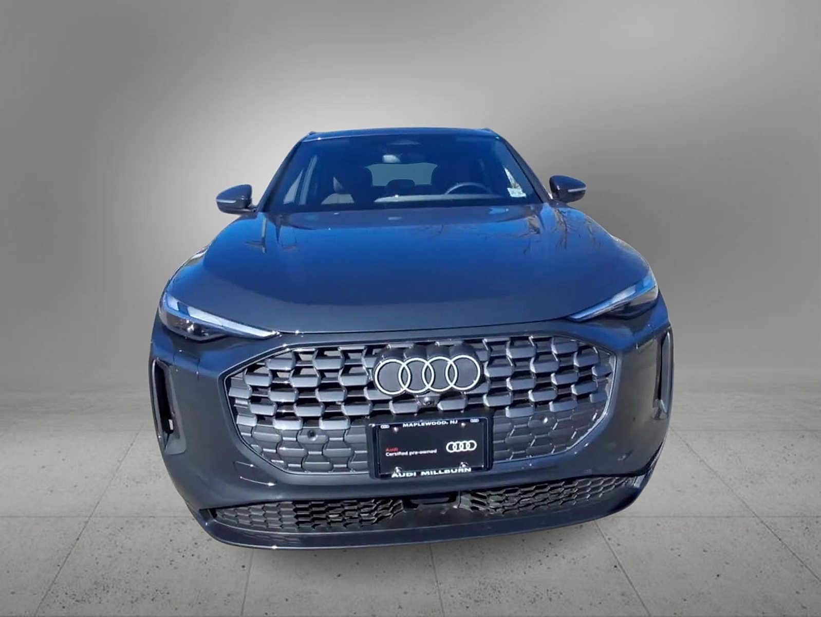 Thumbnail: 2025 Audi Q5 - 3