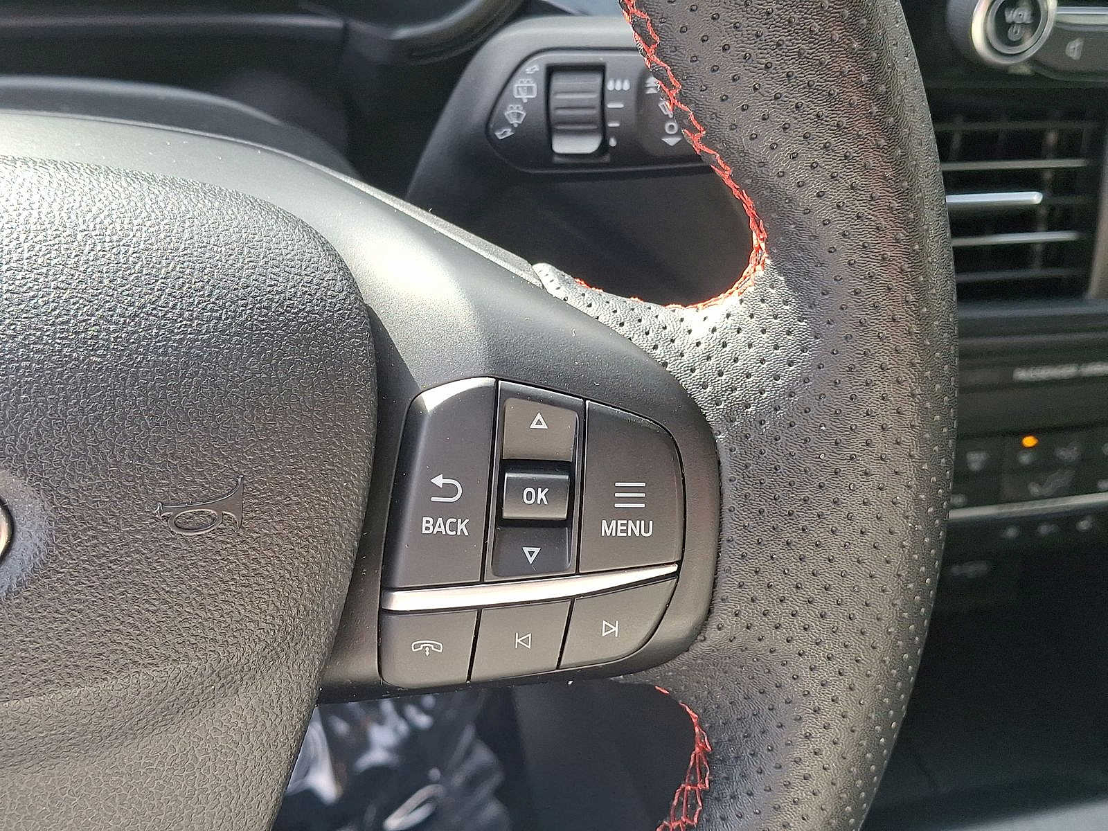 Thumbnail: 2023 Ford Escape - 17