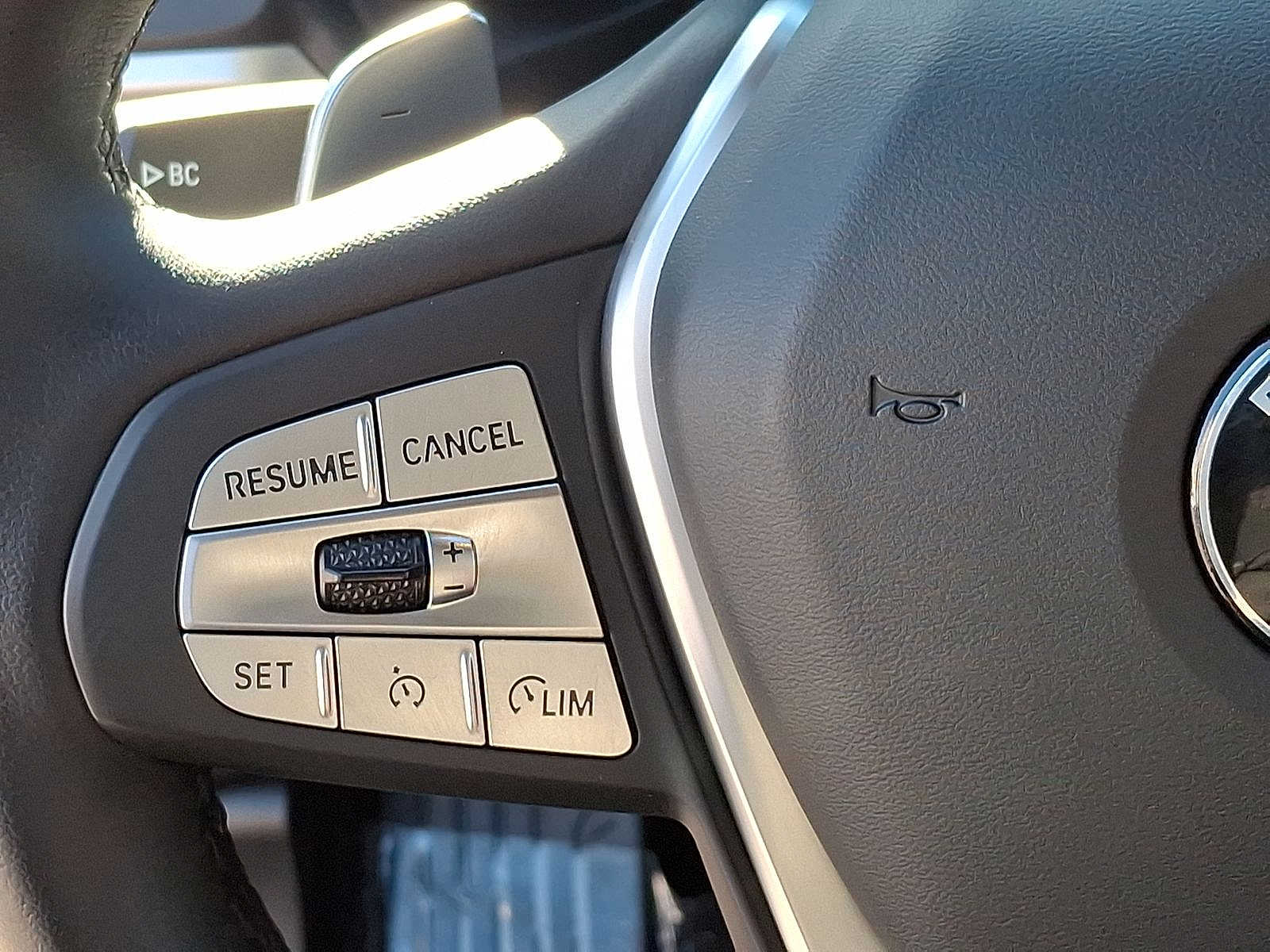 Thumbnail: 2023 BMW X3 - 17