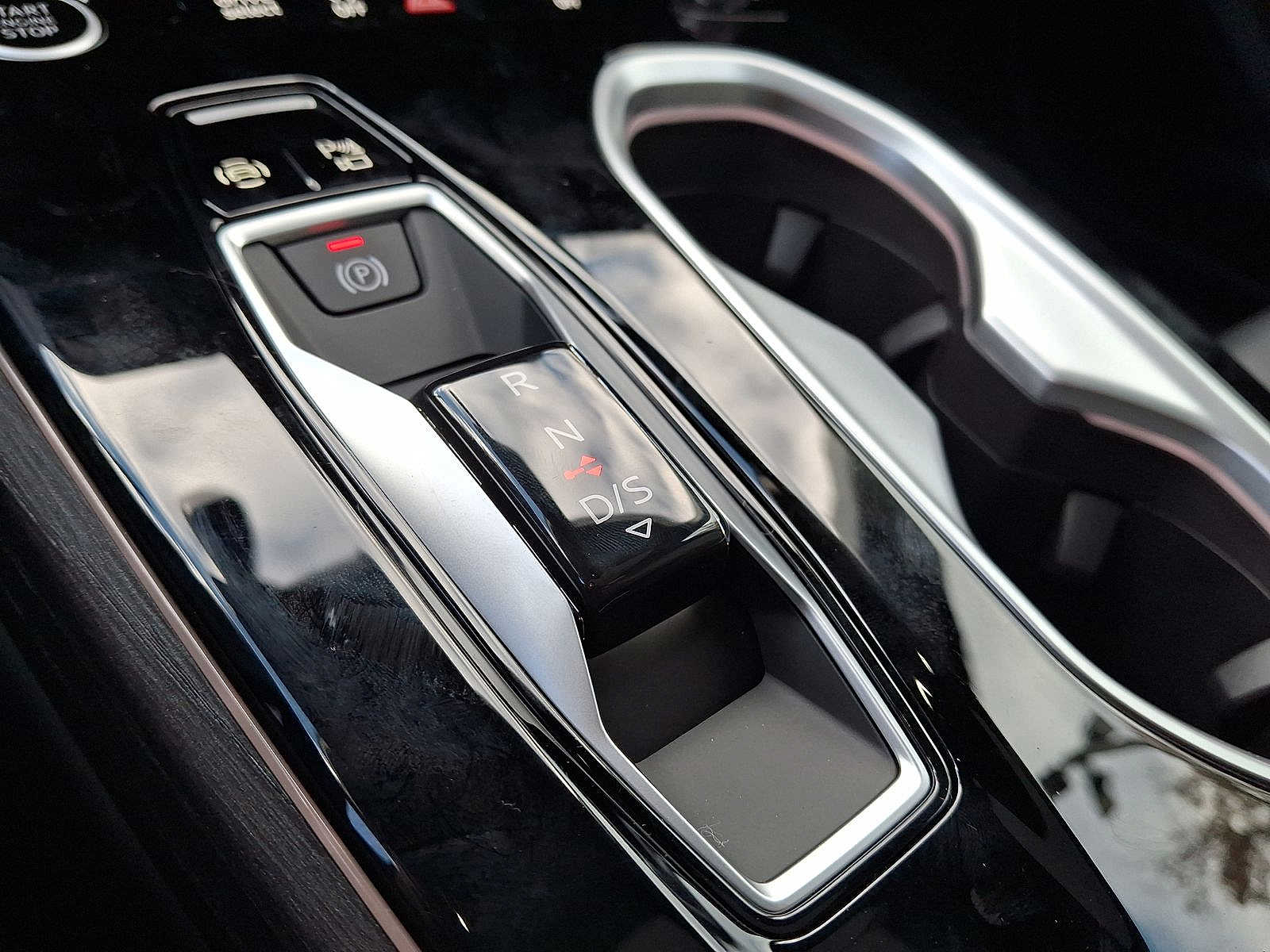 Thumbnail: 2026 Audi A6 - 15