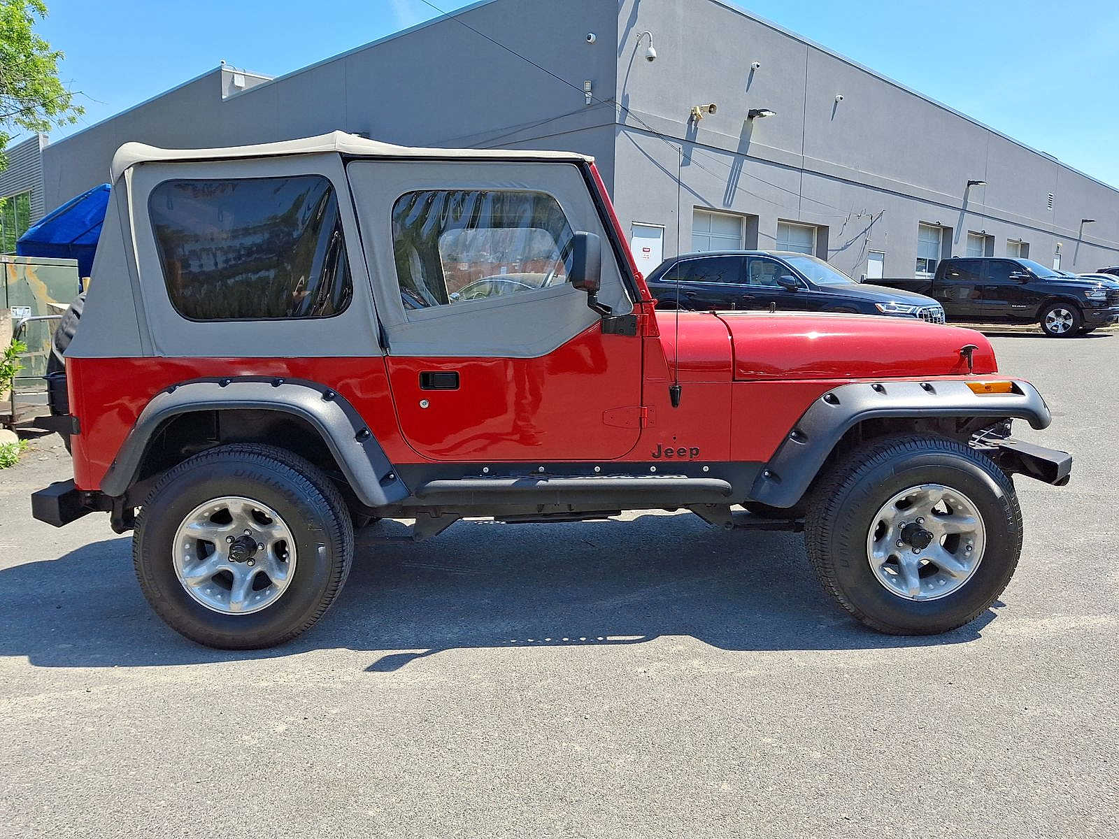 Thumbnail: 1990 Jeep Wrangler - 28