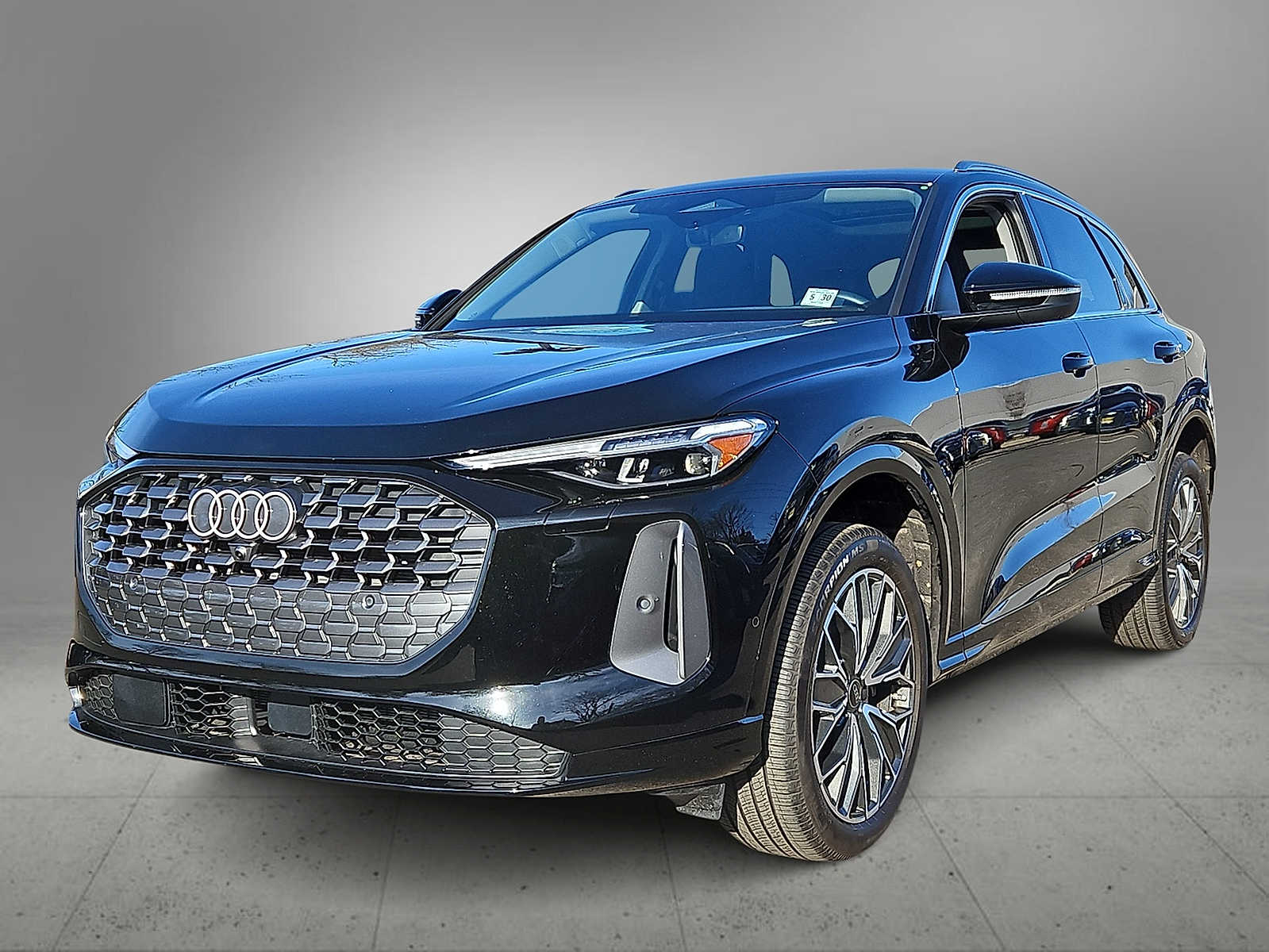 Thumbnail: 2025 Audi Q5 - 1