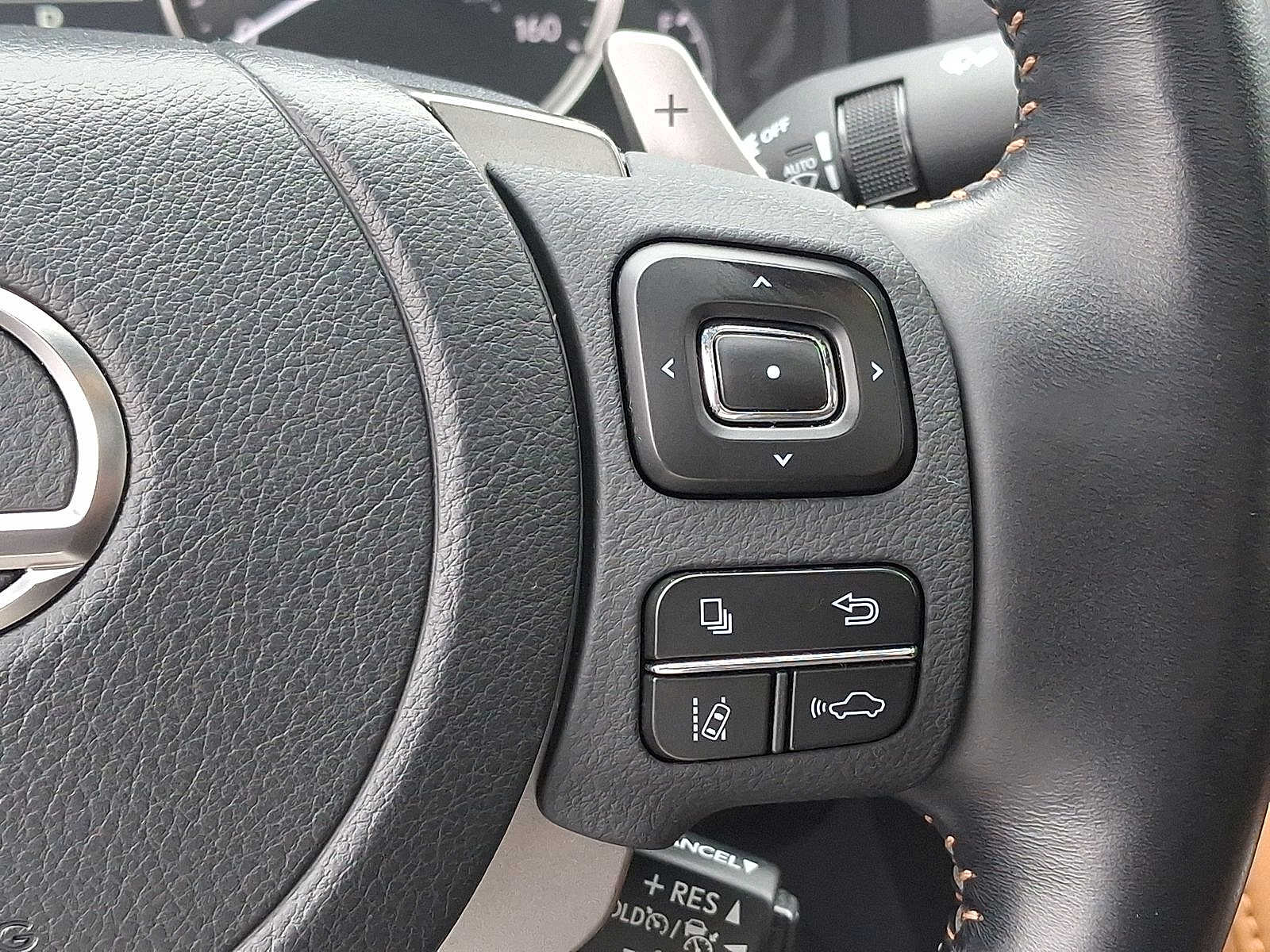 Thumbnail: 2022 Lexus RC - 18