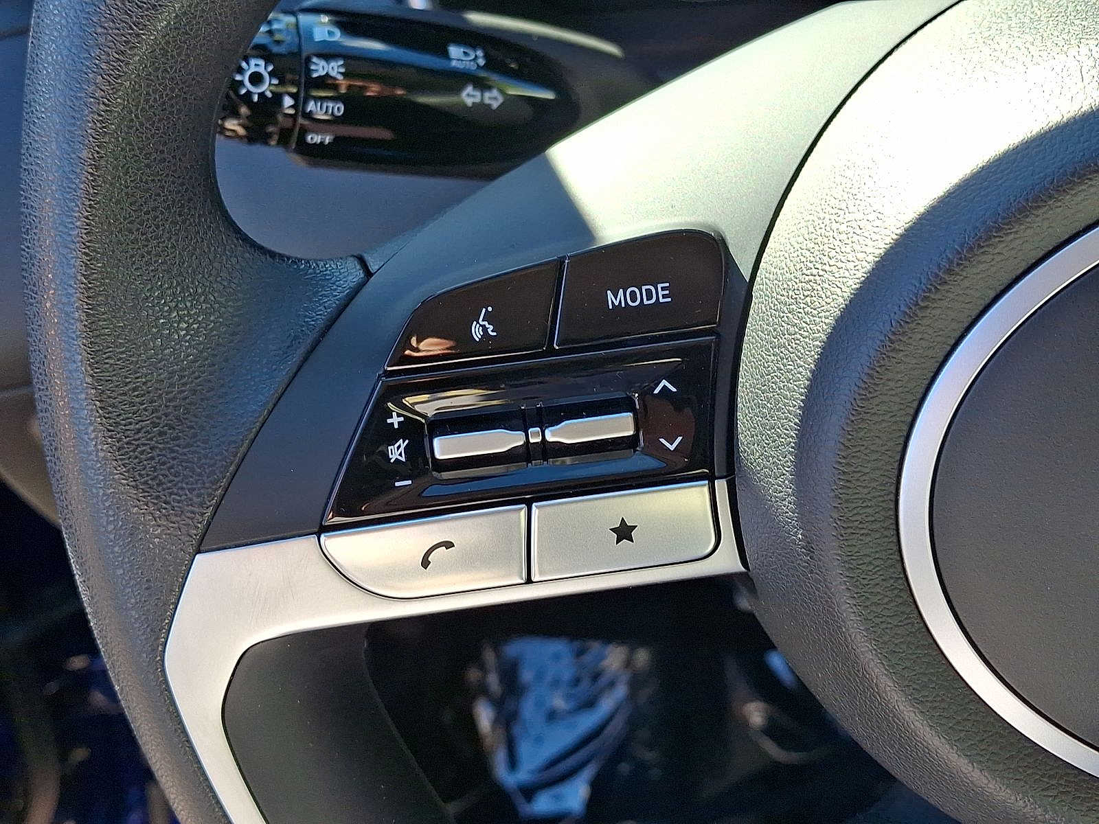 Thumbnail: 2023 Hyundai Tucson - 16