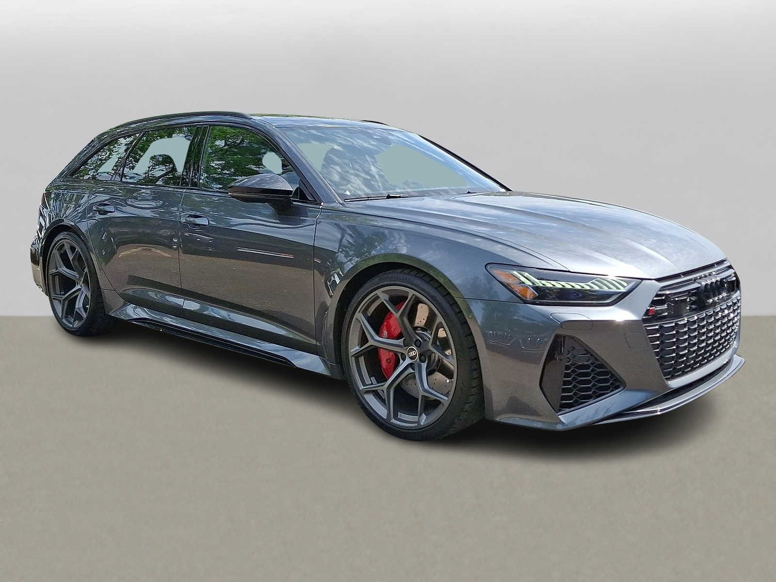 Thumbnail: 2026 Audi RS 6 - 22