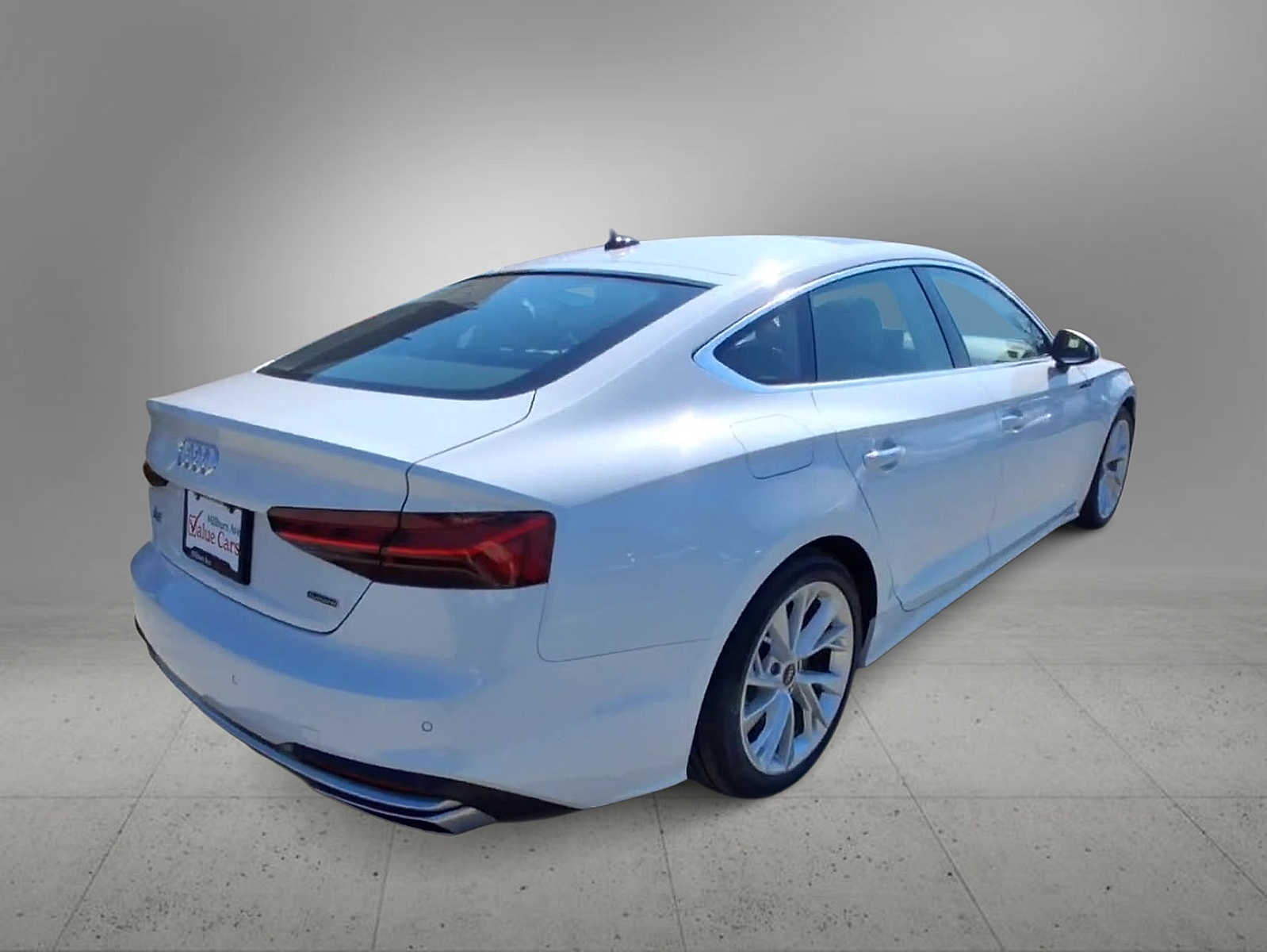 Thumbnail: 2023 Audi A5 - 8