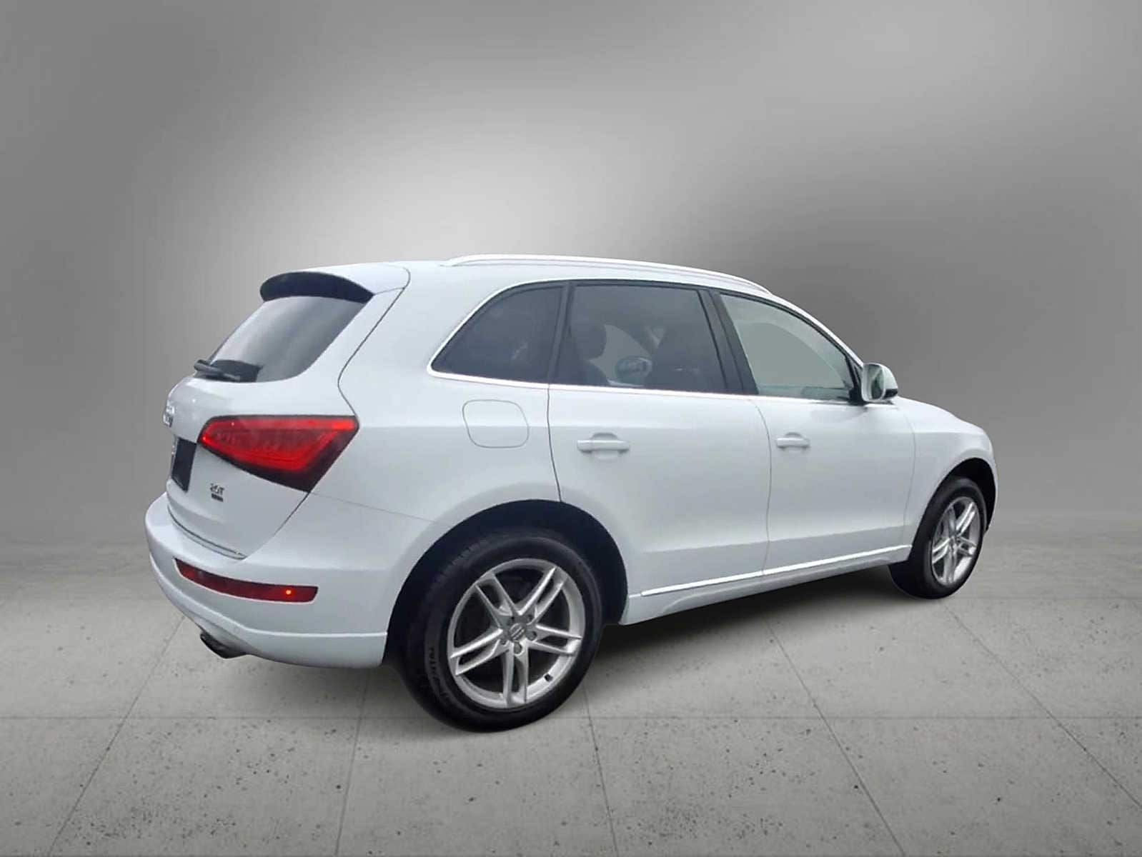 Thumbnail: 2015 Audi Q5 - 8