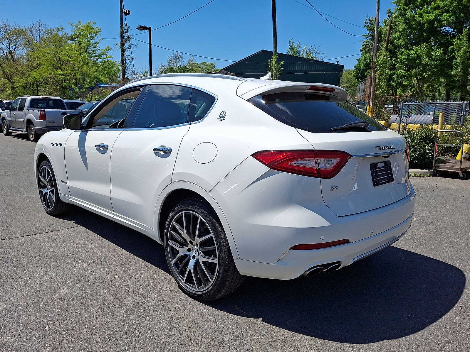 Thumbnail: 2020 Maserati Levante - 19