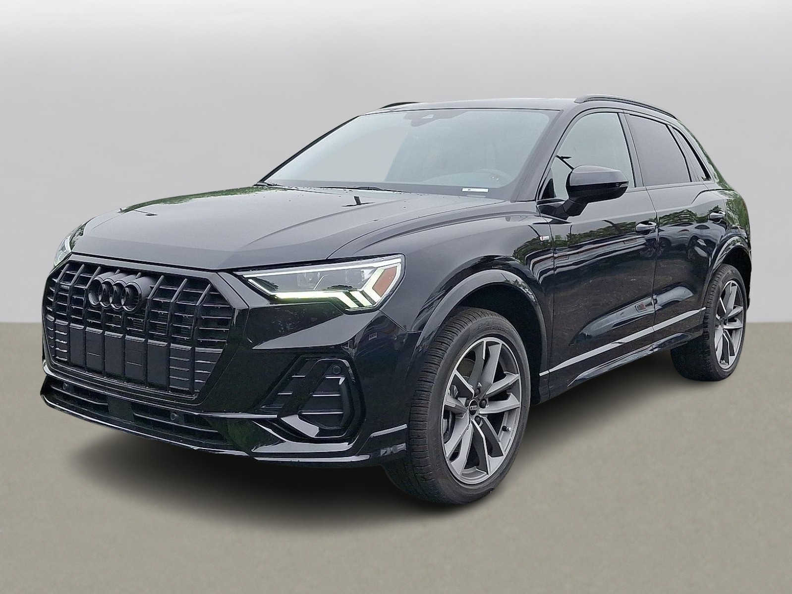2025 Audi Q3 Premium -
                  Maplewood, NJ