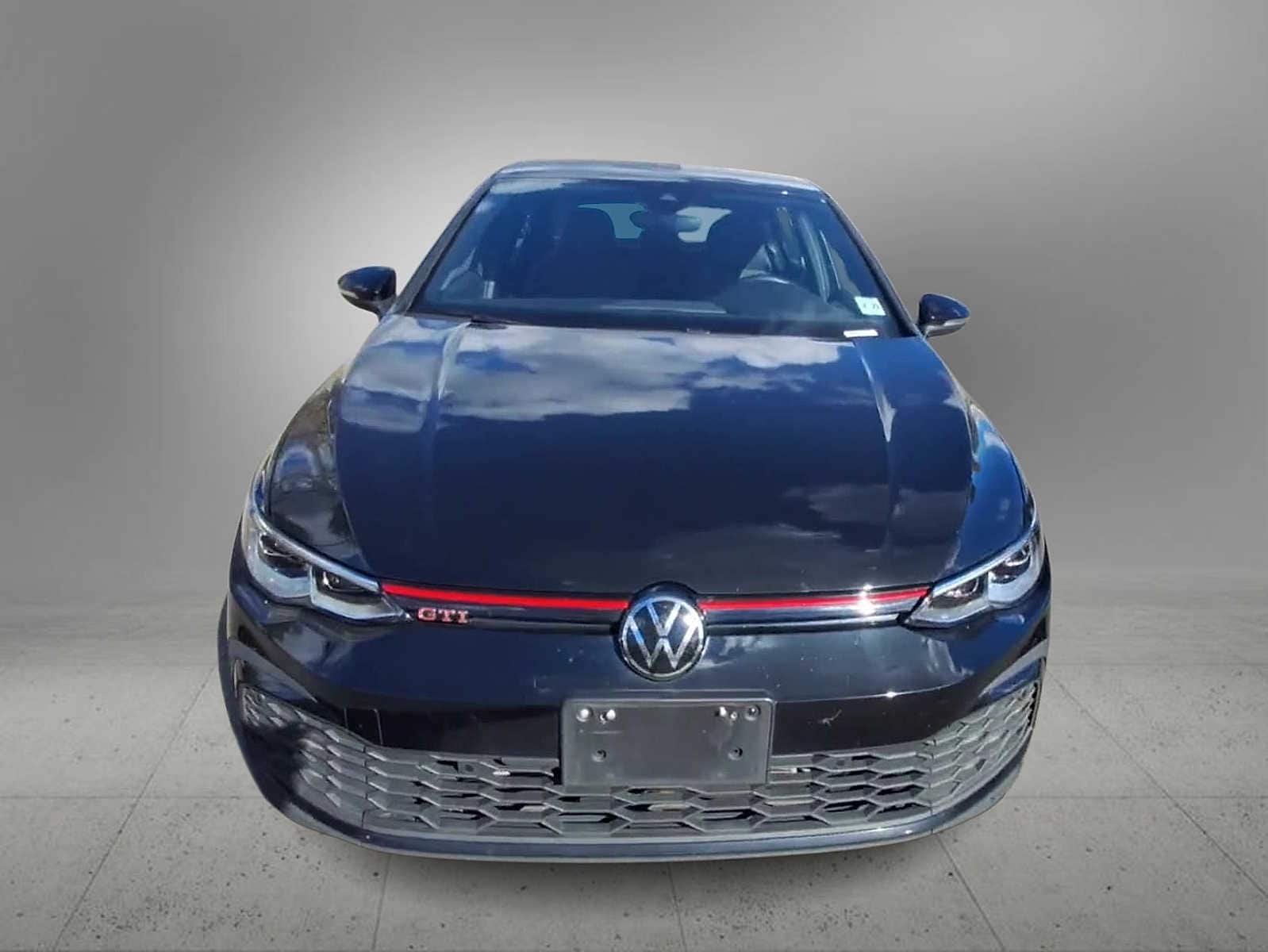 Thumbnail: 2024 Volkswagen Golf - 3