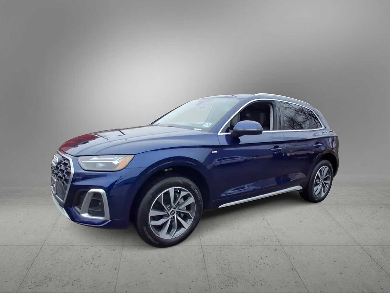 Thumbnail: 2023 Audi Q5 - 4