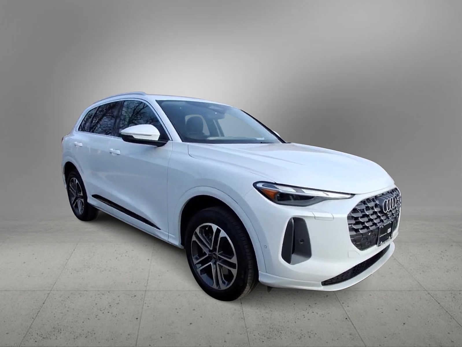 Thumbnail: 2025 Audi Q5 - 2