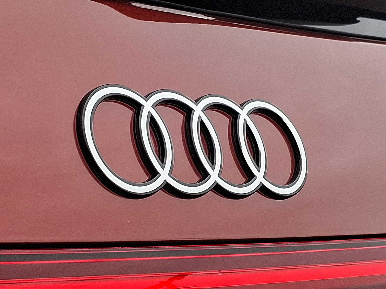 Thumbnail: 2025 Audi Q5 - 18