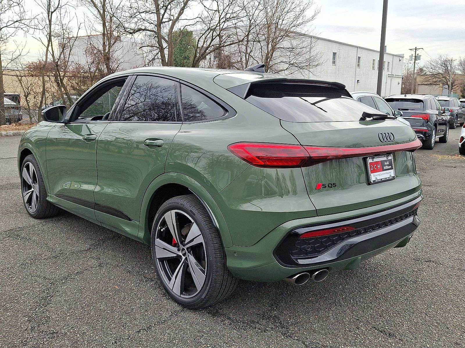 Thumbnail: 2025 Audi SQ5 - 12
