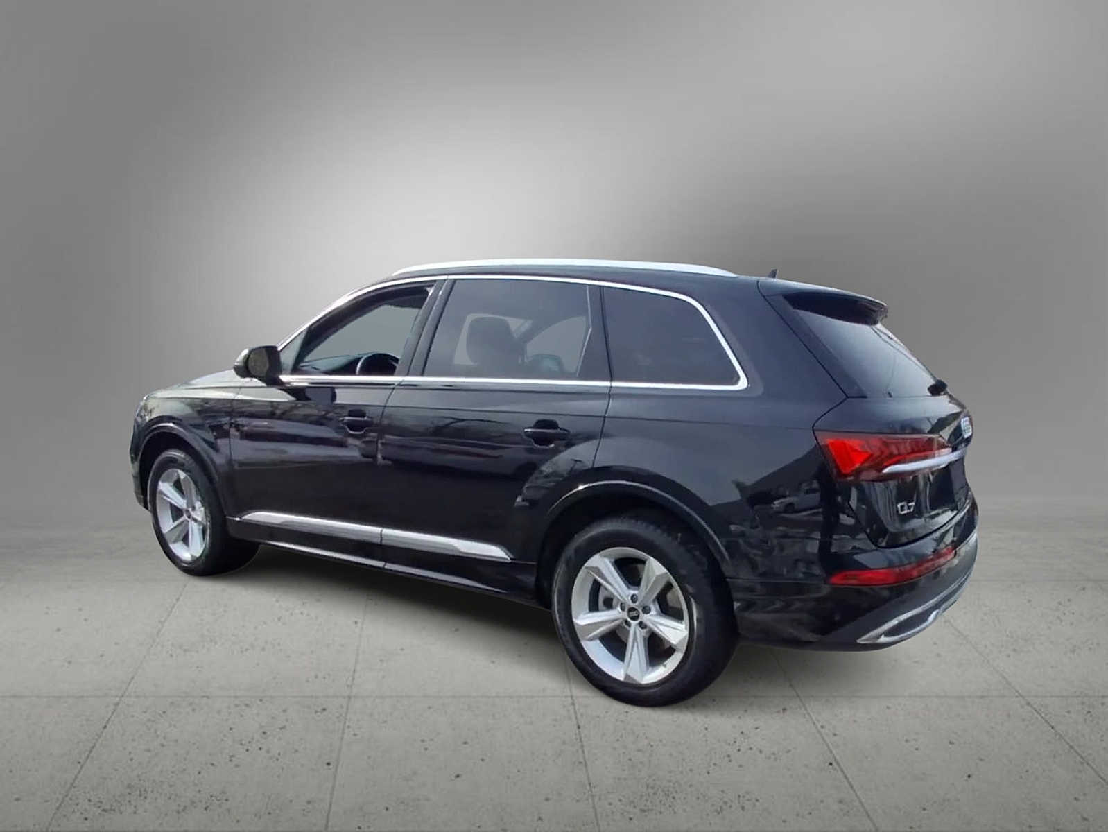 Thumbnail: 2023 Audi Q7 - 5