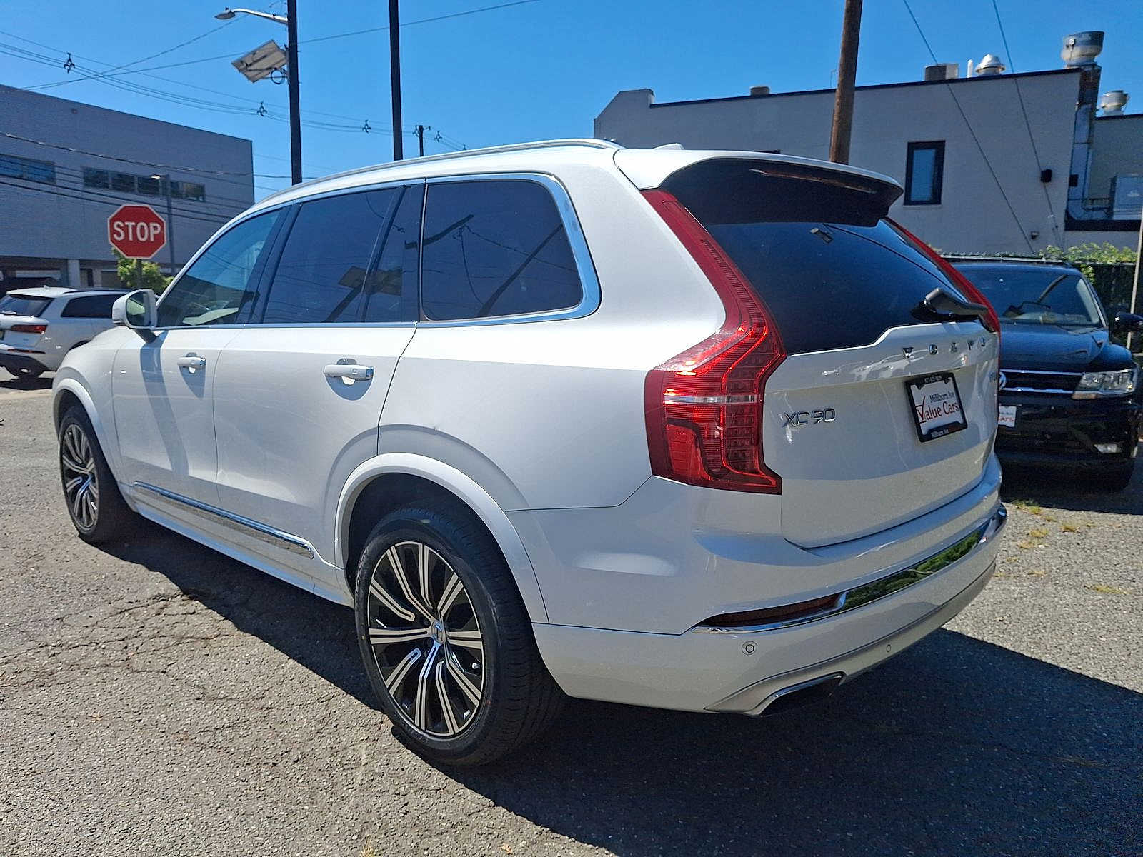 Thumbnail: 2020 Volvo XC90 - 20