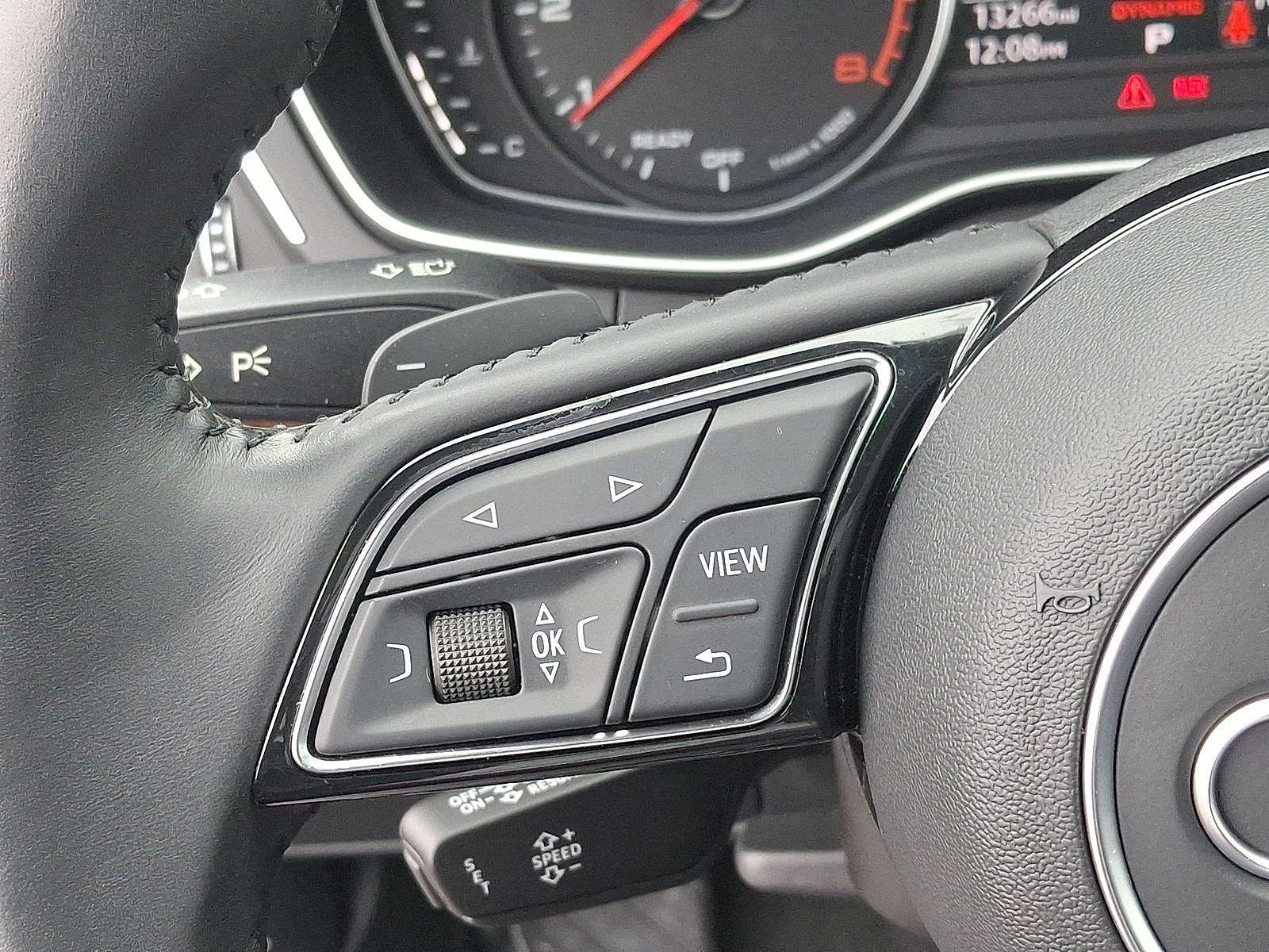 Thumbnail: 2019 Audi A4 - 17