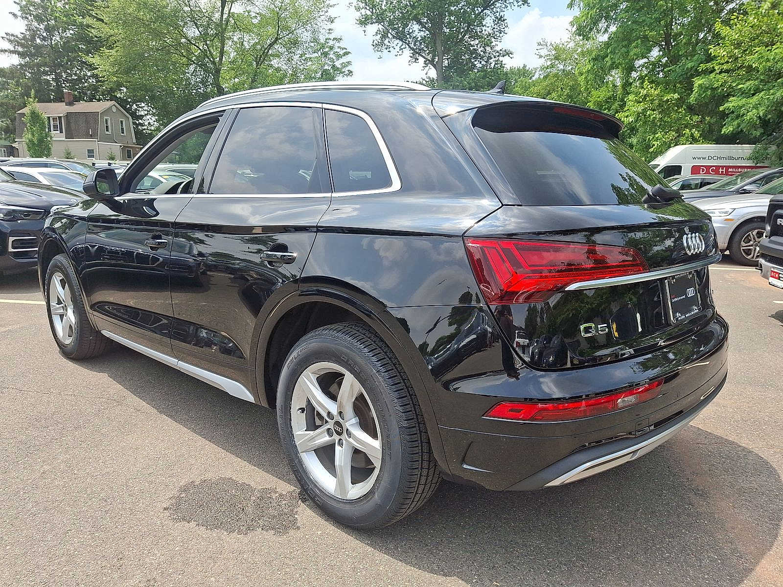 Thumbnail: 2022 Audi Q5 - 22