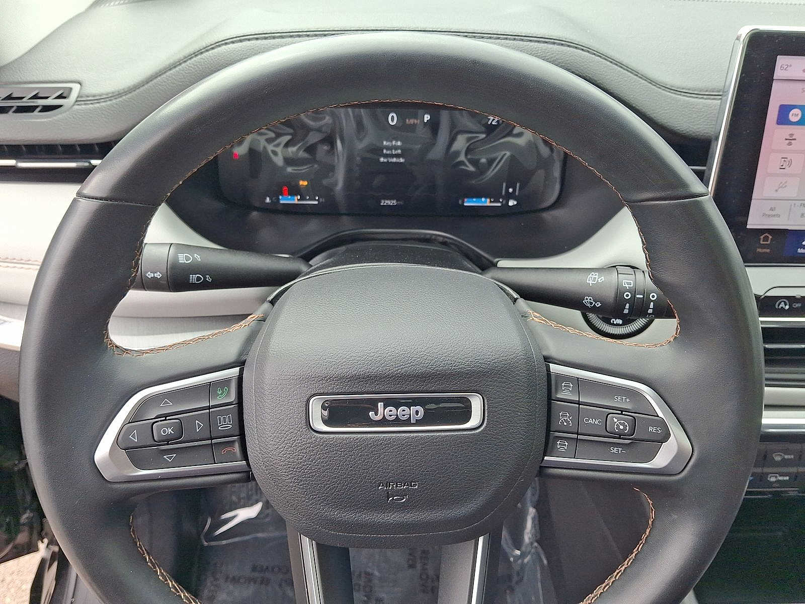 Thumbnail: 2022 Jeep Compass - 16