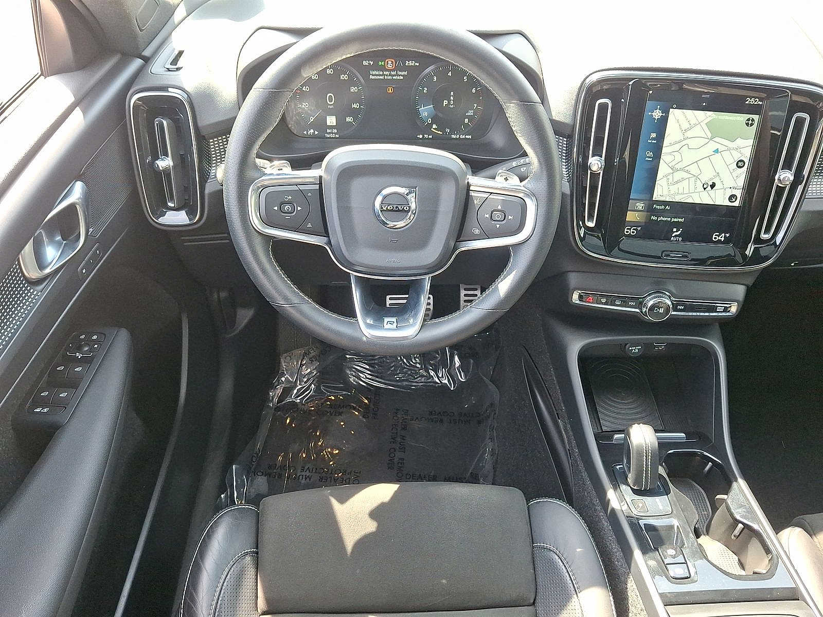 Thumbnail: 2019 Volvo XC40 - 21