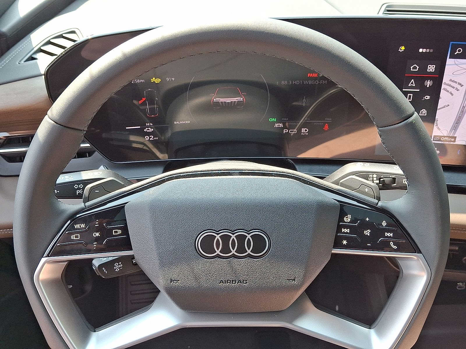 Thumbnail: 2025 Audi Q6 e-tron - 16