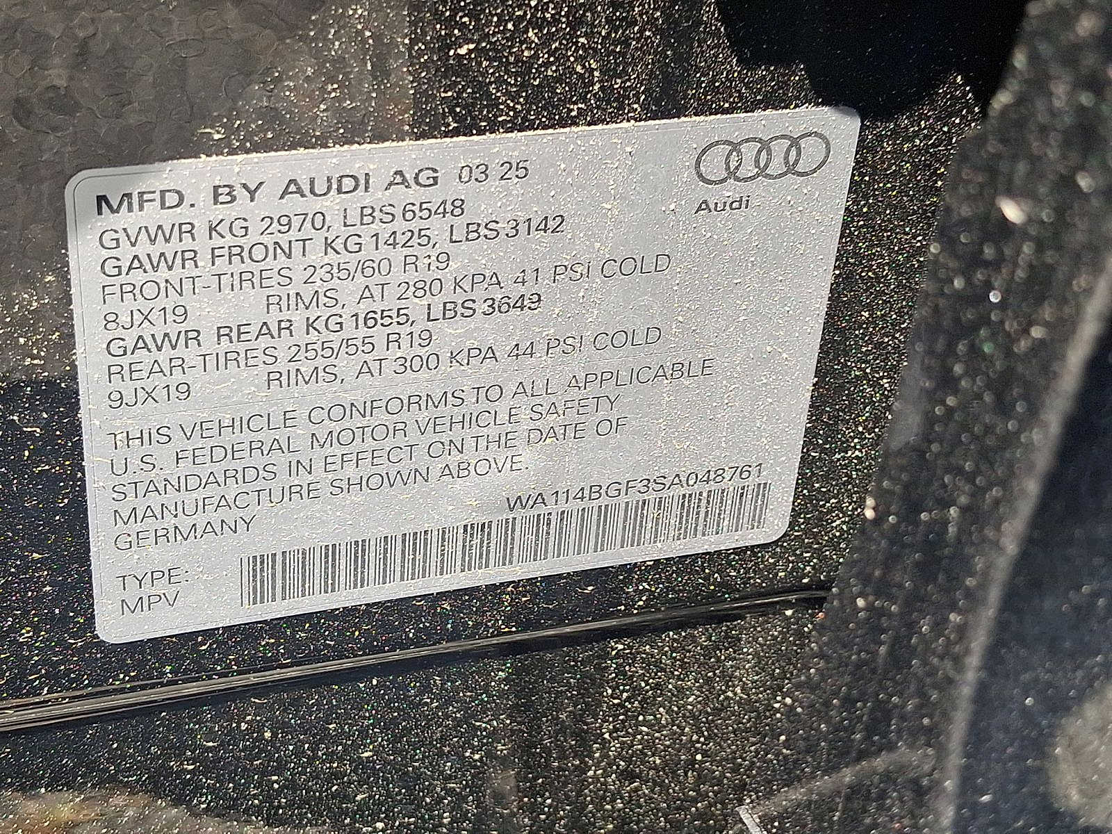 Thumbnail: 2025 Audi Q6 e-tron - 18