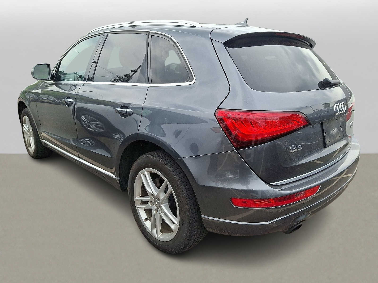 Thumbnail: 2017 Audi Q5 - 4