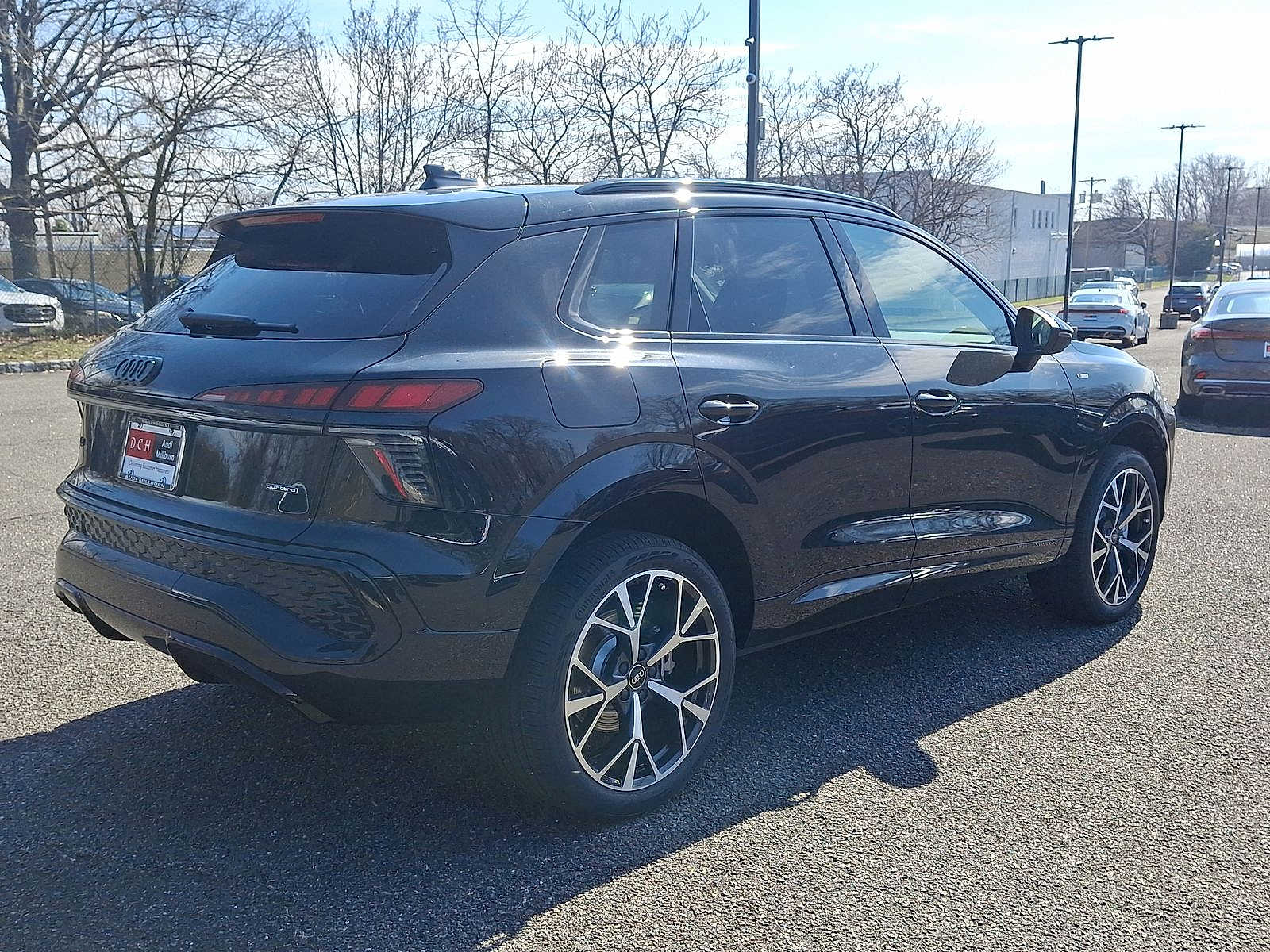 Thumbnail: 2026 Audi Q3 - 11