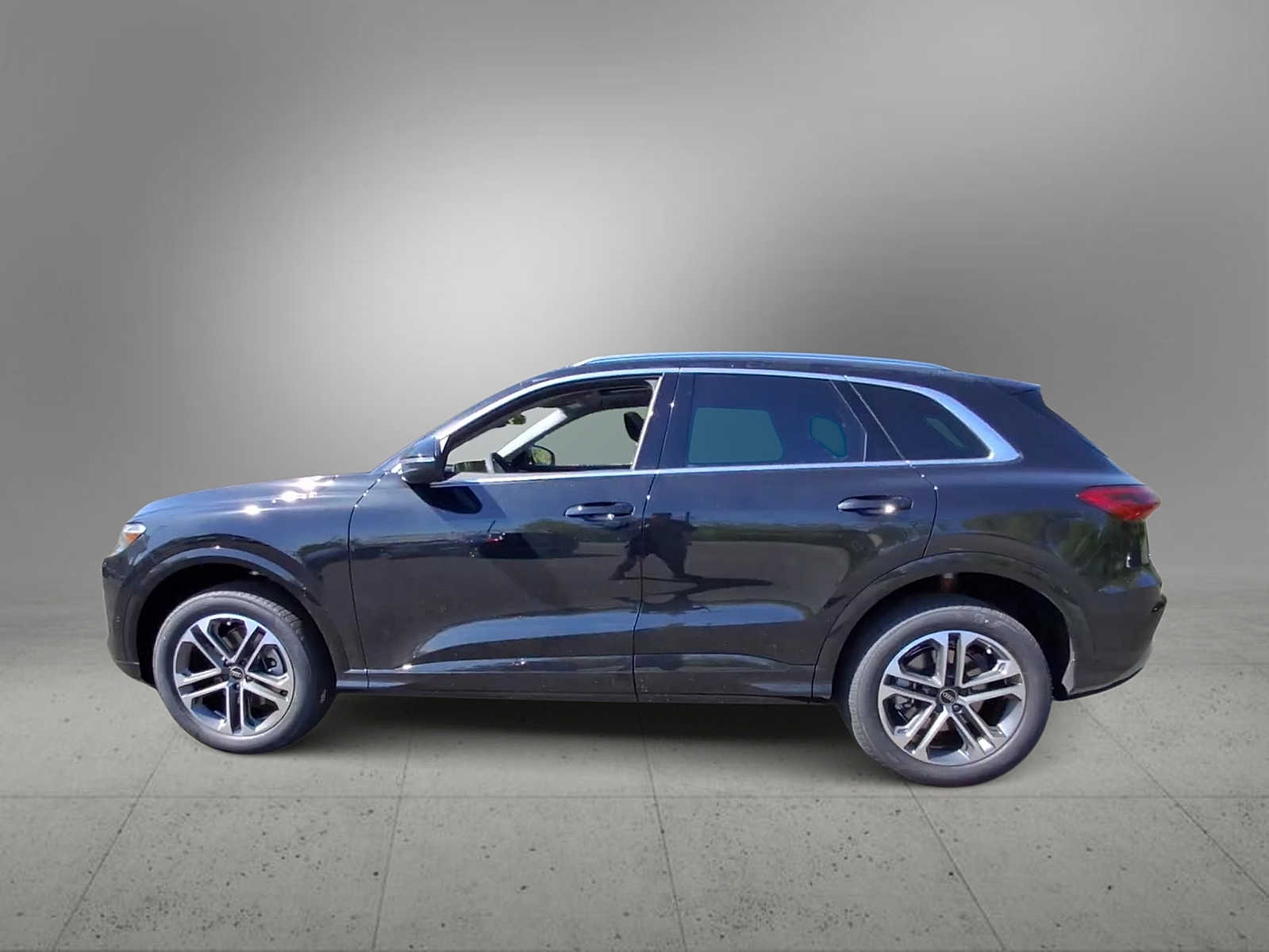 Thumbnail: 2026 Audi Q5 - 5