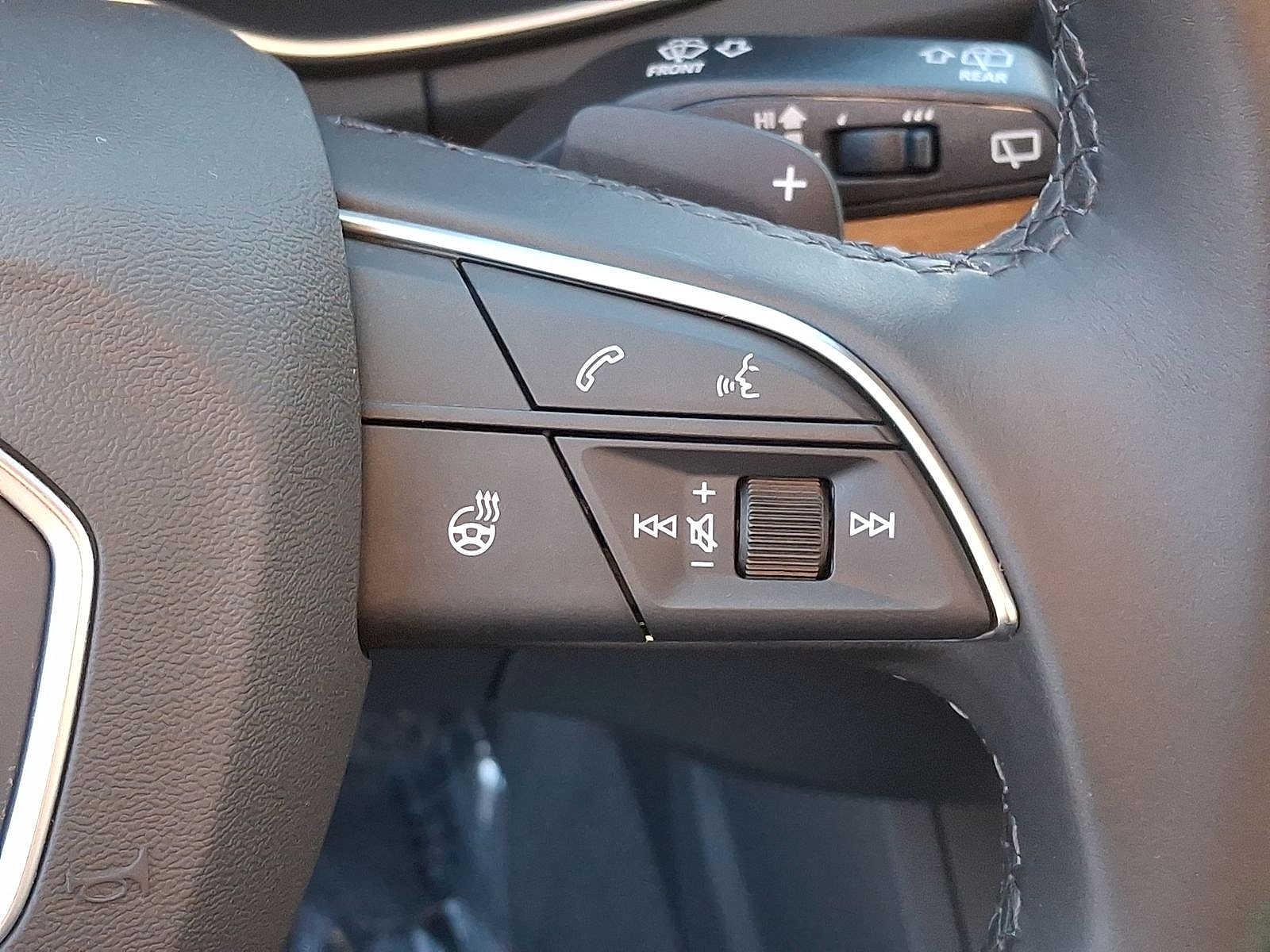 Thumbnail: 2025 Audi Q5 - 17