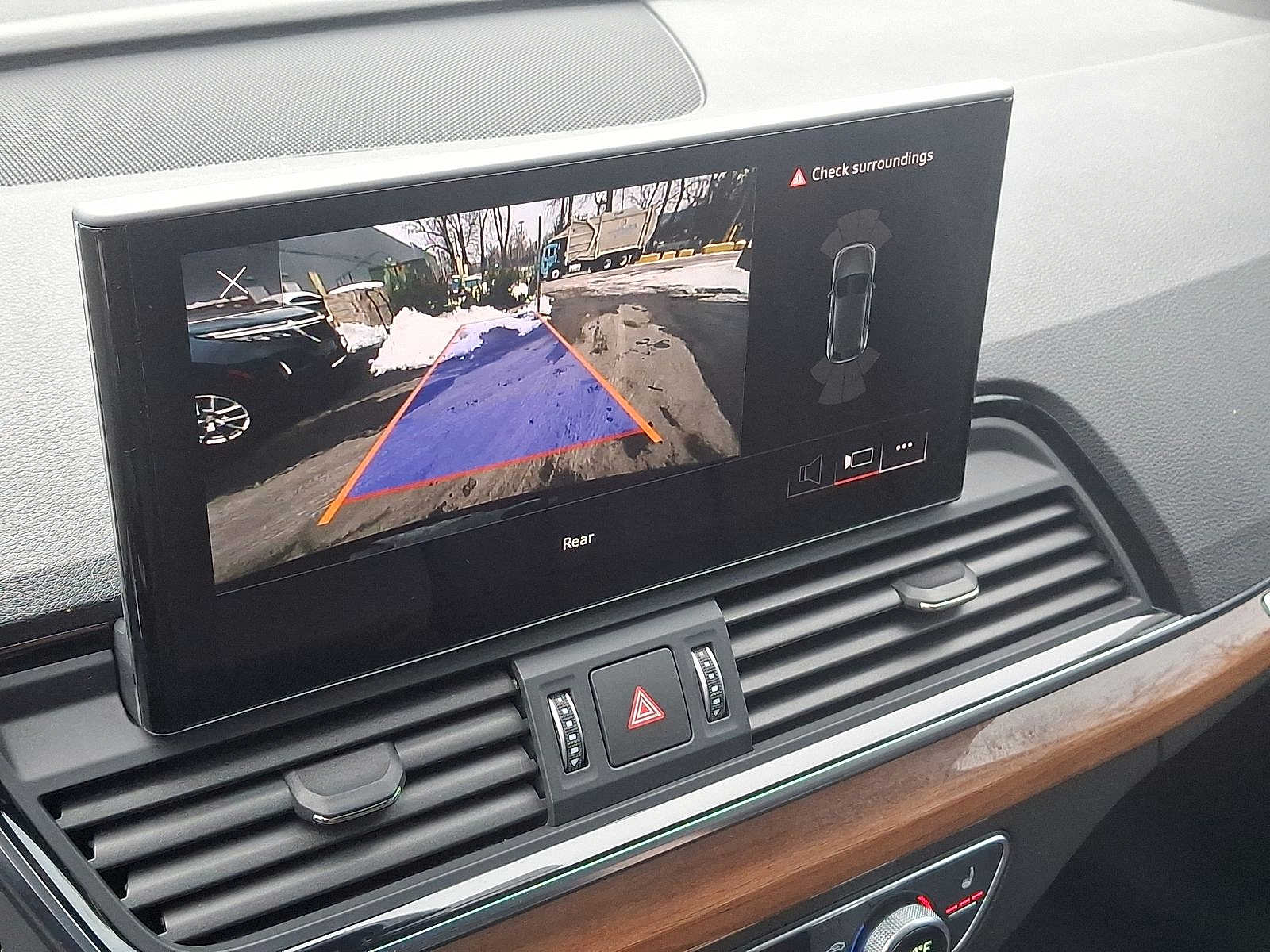 Thumbnail: 2023 Audi Q5 - 14