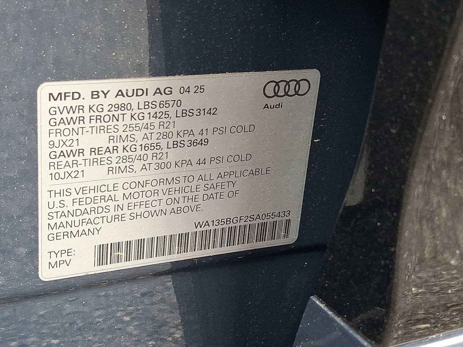 Thumbnail: 2025 Audi SQ6 e-tron - 17