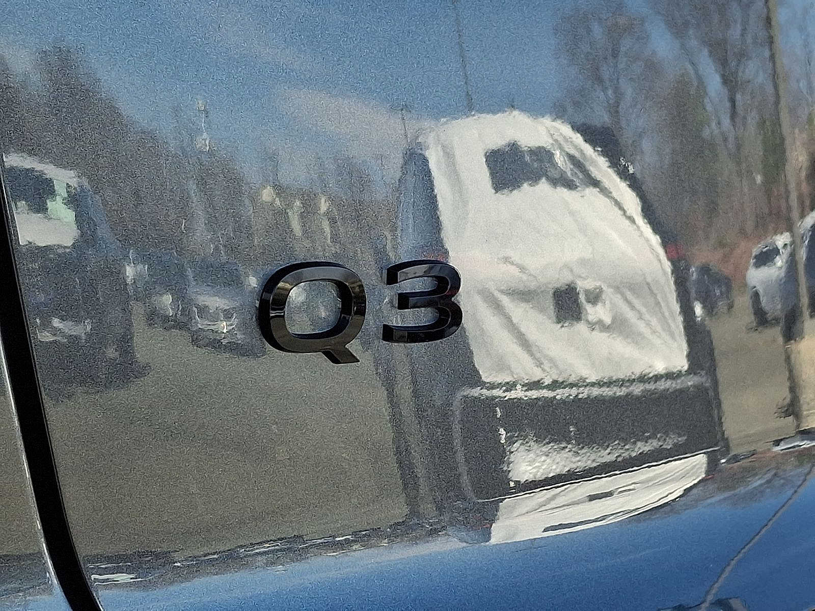 Thumbnail: 2026 Audi Q3 - 18