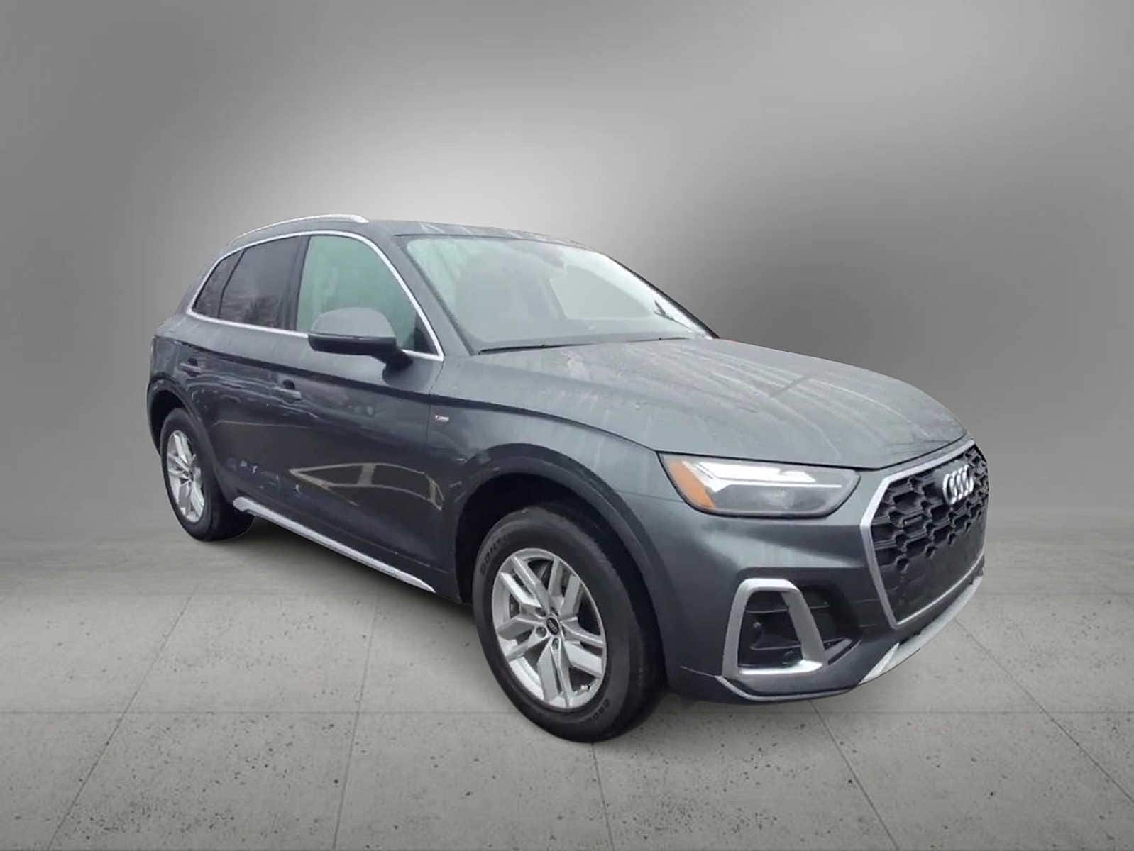 Thumbnail: 2023 Audi Q5 - 2