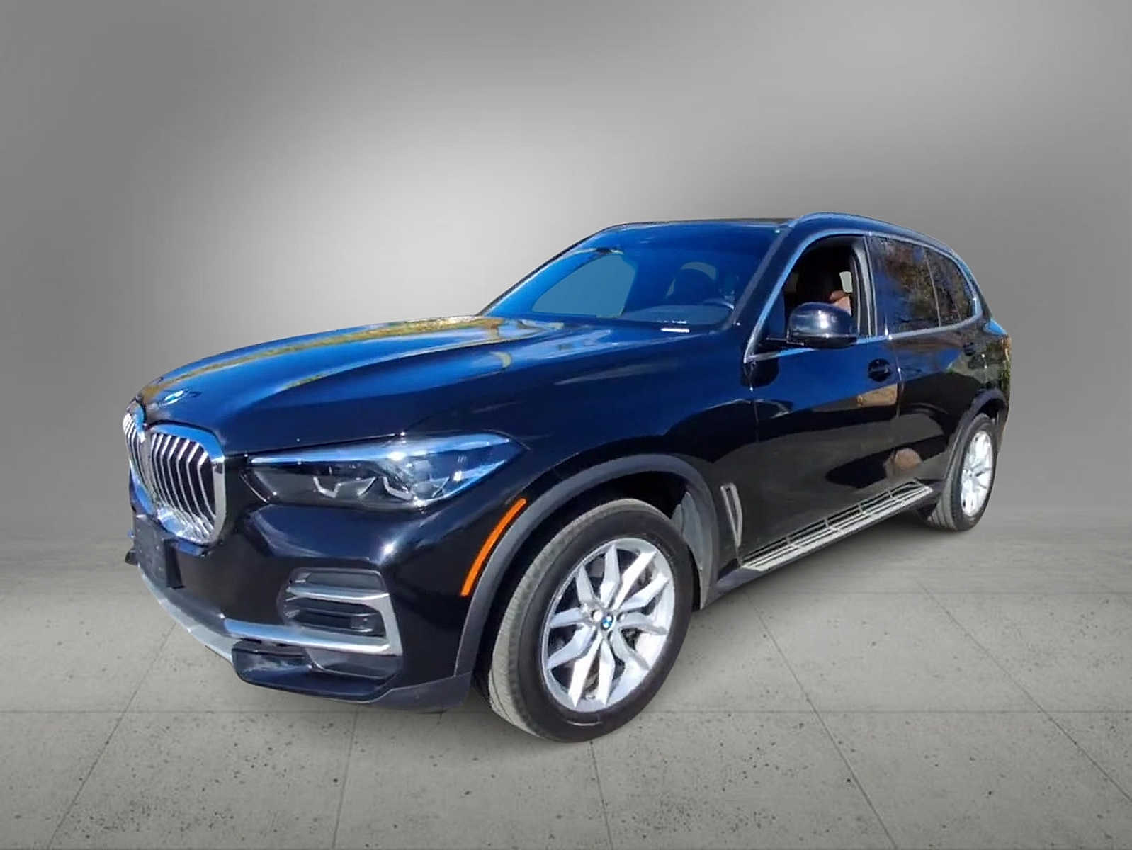 Thumbnail: 2023 BMW X5 - 4