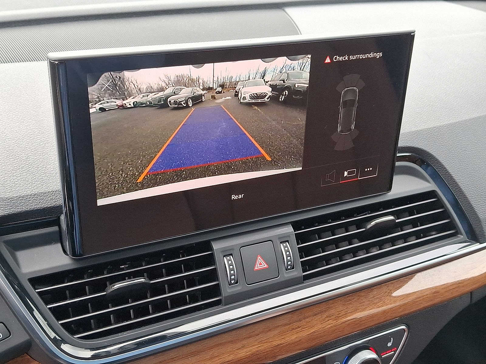 Thumbnail: 2023 Audi Q5 - 15