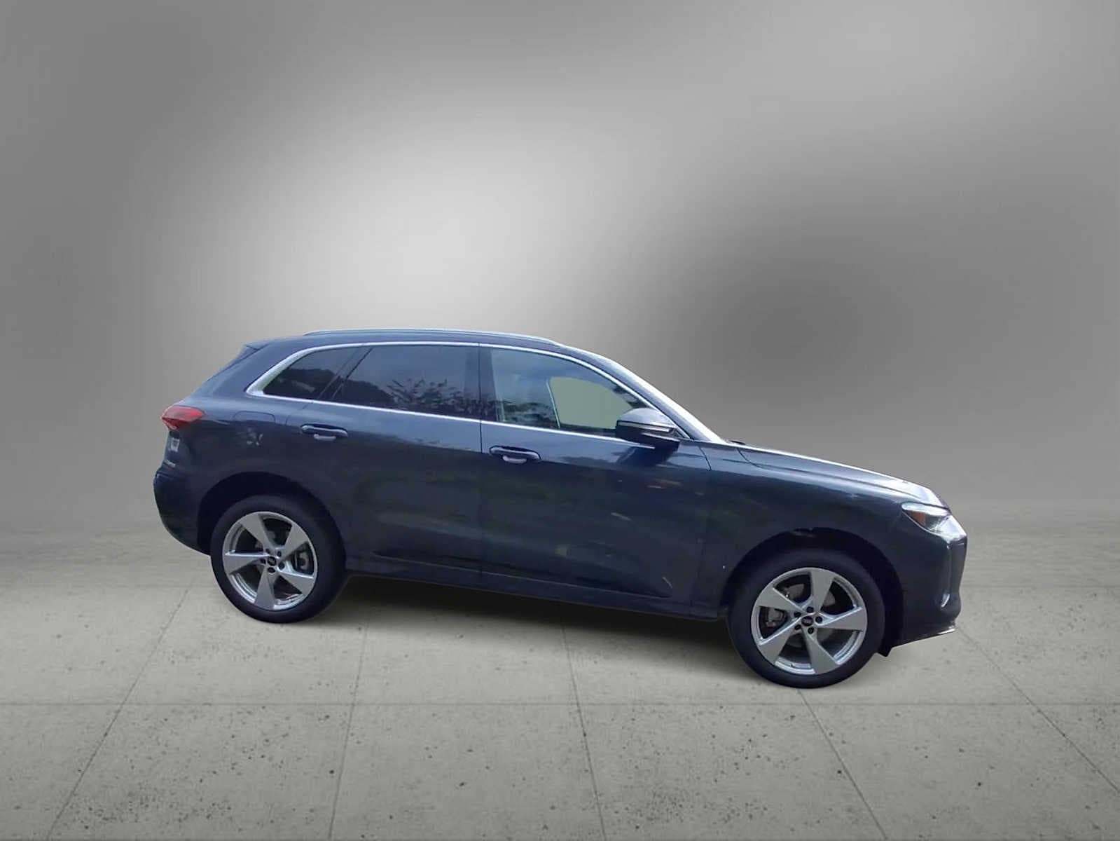 Thumbnail: 2025 Audi Q5 - 9