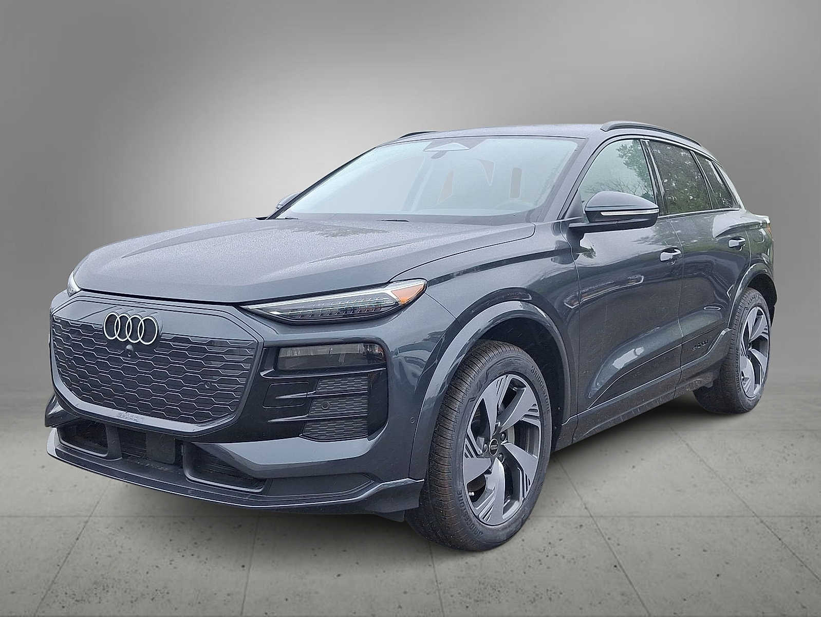 2025 Audi Q6 e-tron Premium Plus -
                  Maplewood, NJ