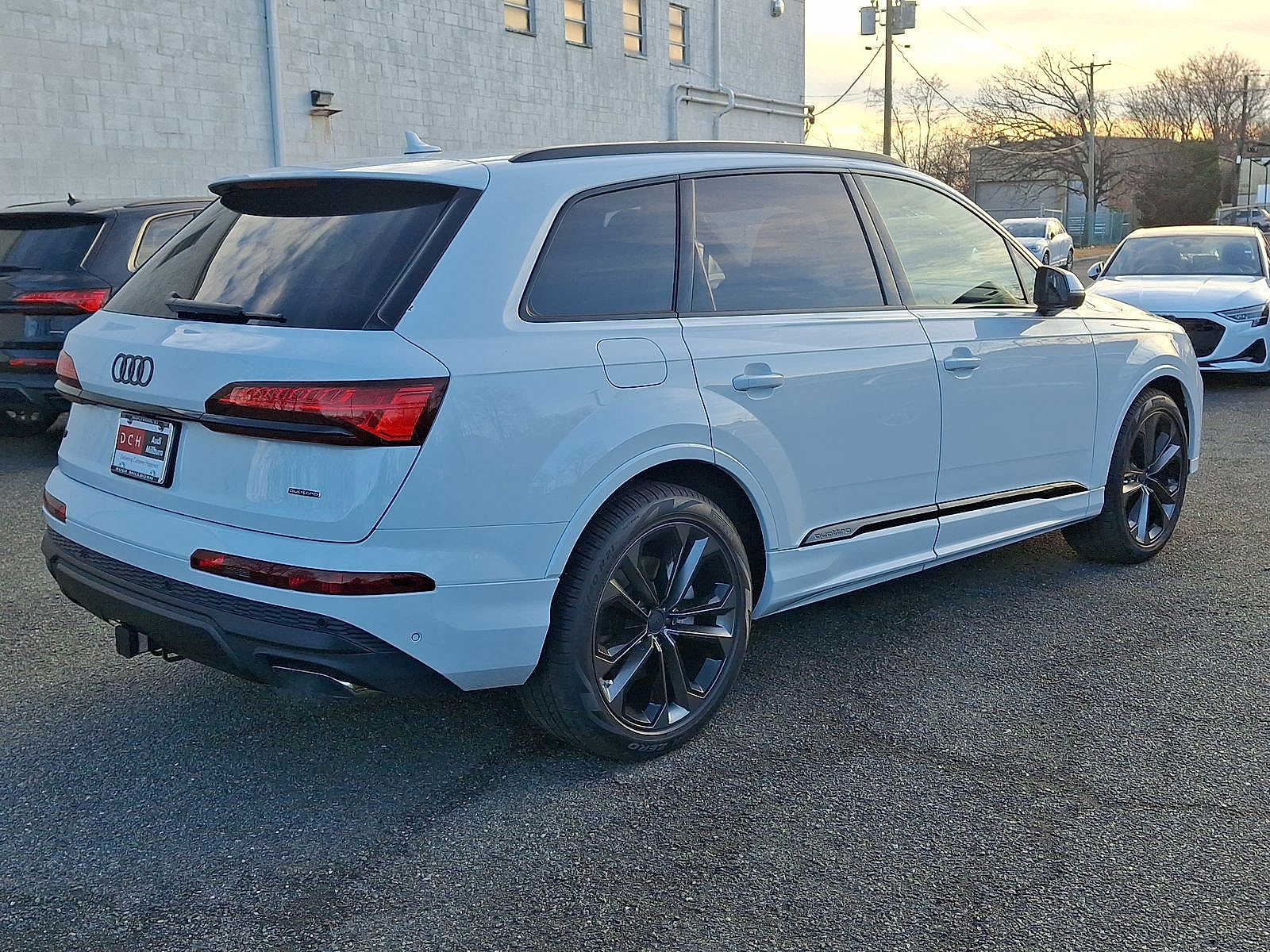 Thumbnail: 2026 Audi Q7 - 11