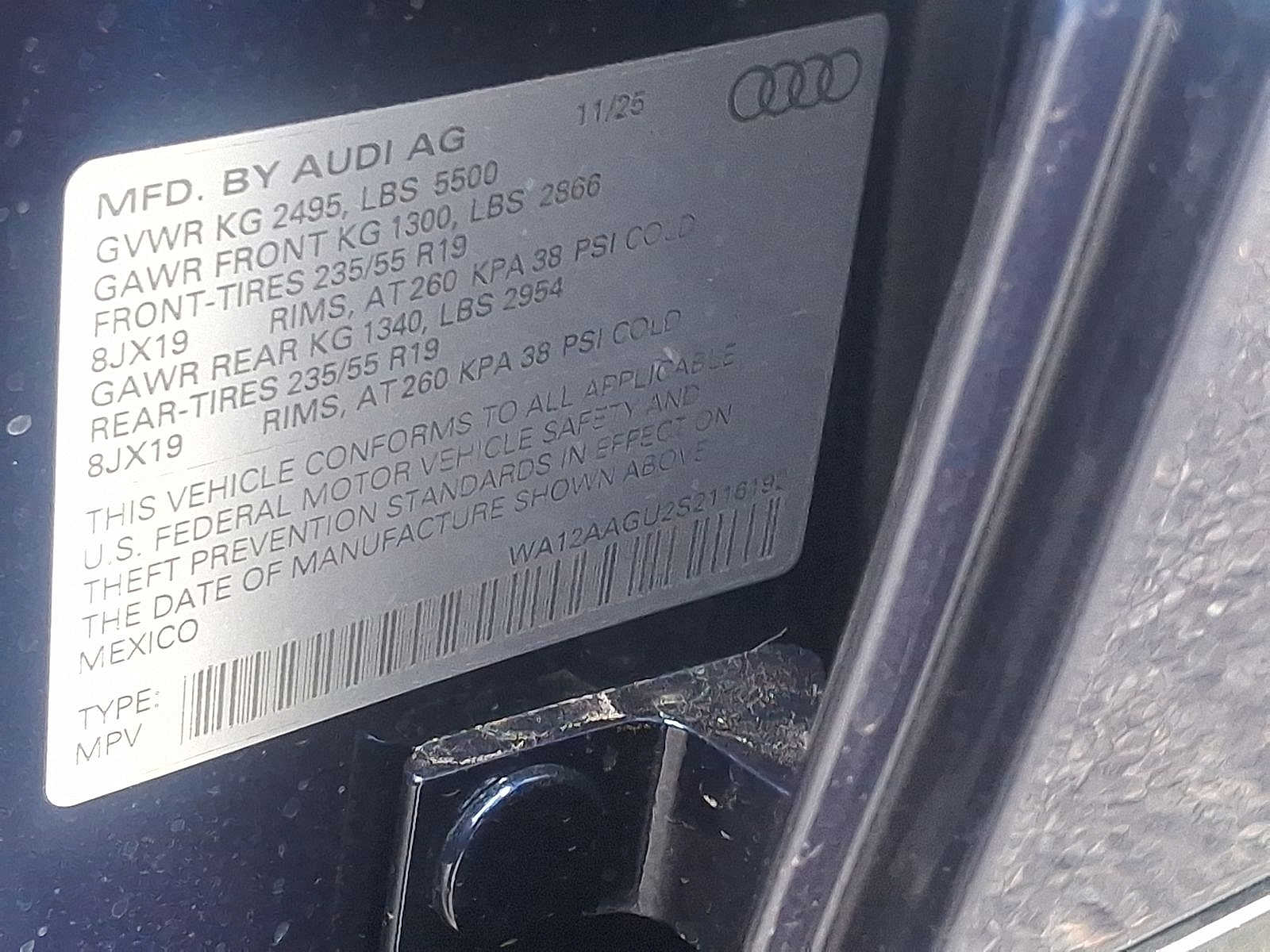 Thumbnail: 2025 Audi Q5 - 16