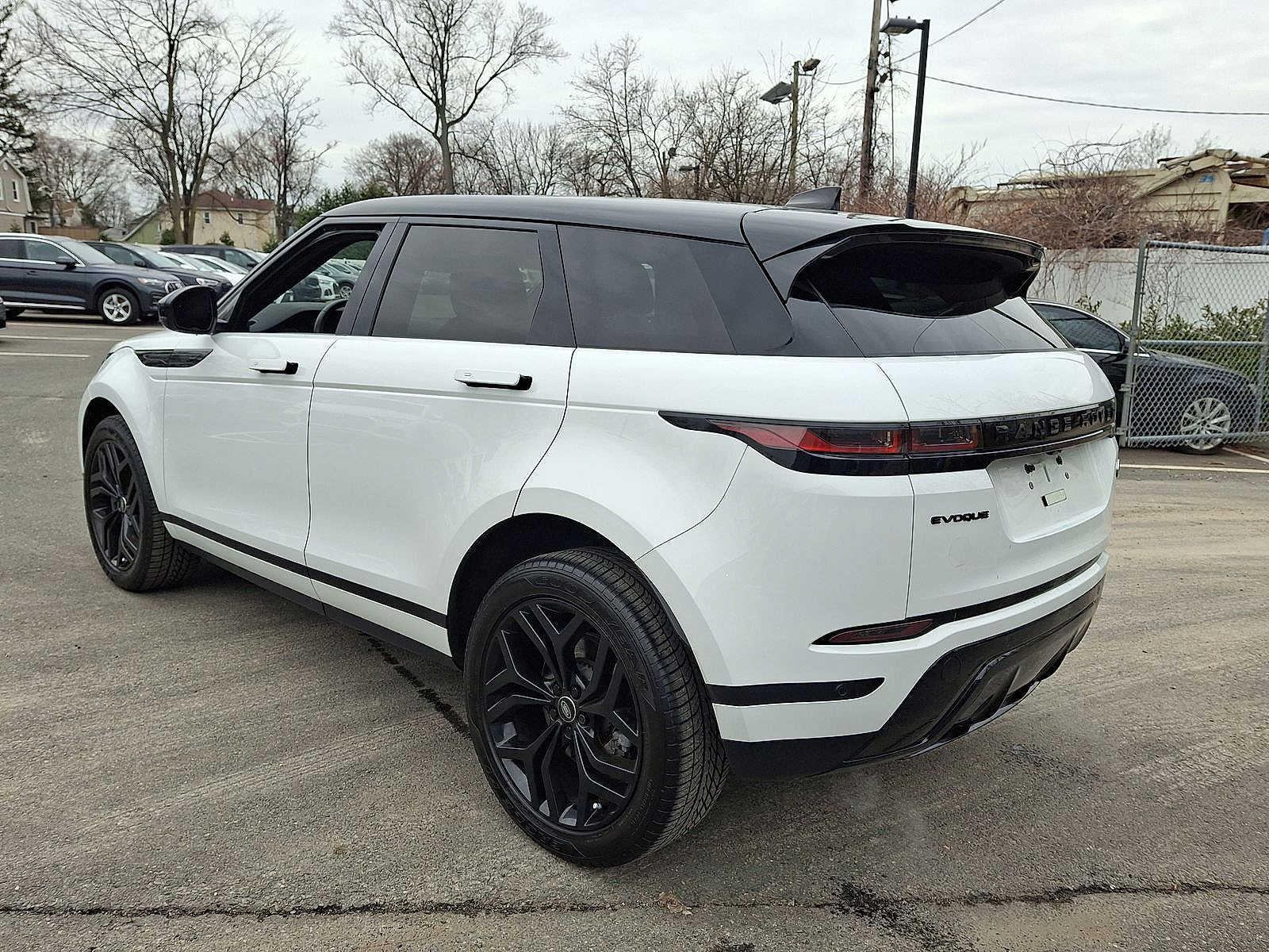 Thumbnail: 2023 Land Rover Range Rover Evoque - 22